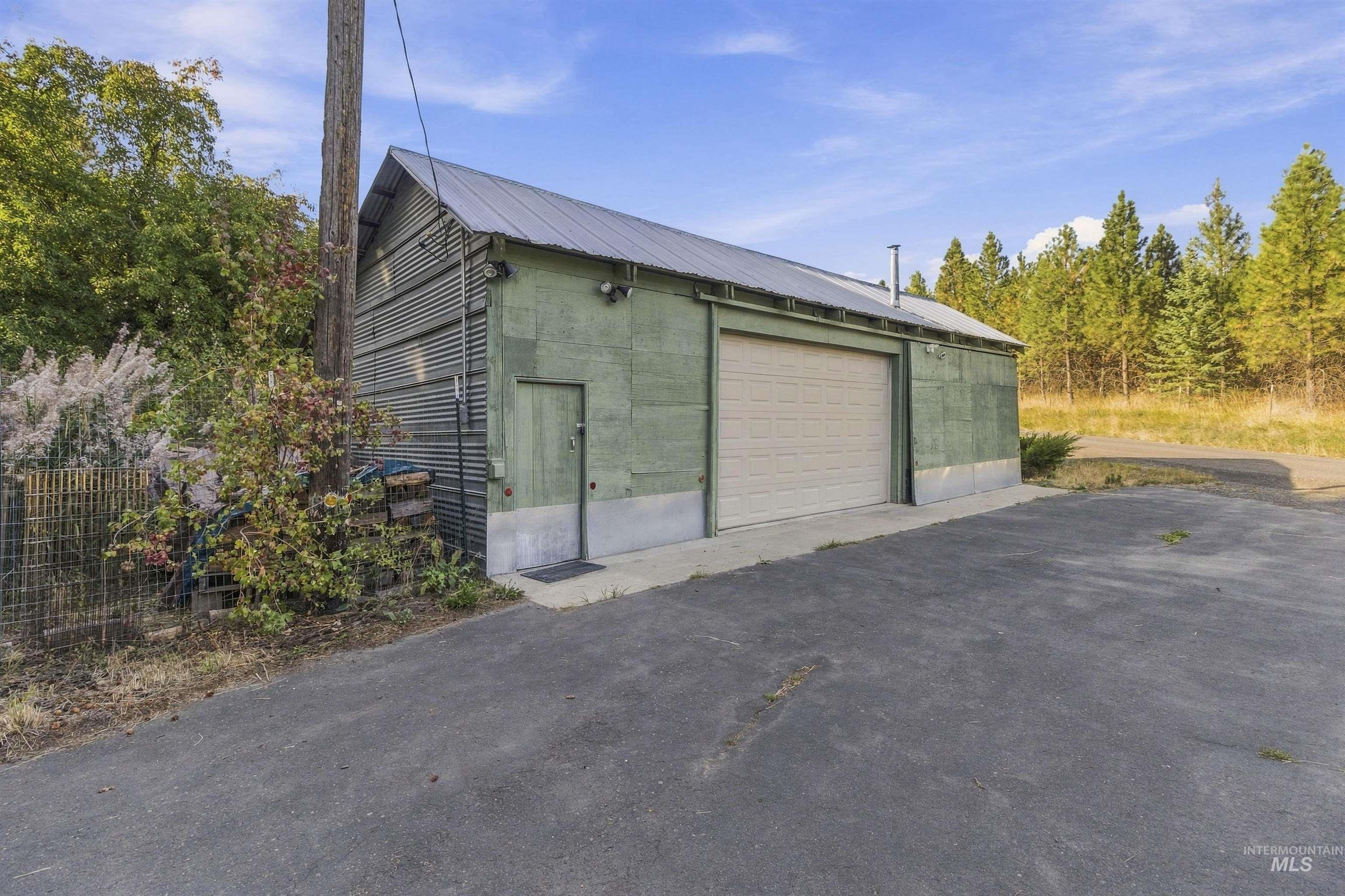1177 Teare Rd Property Photo 38