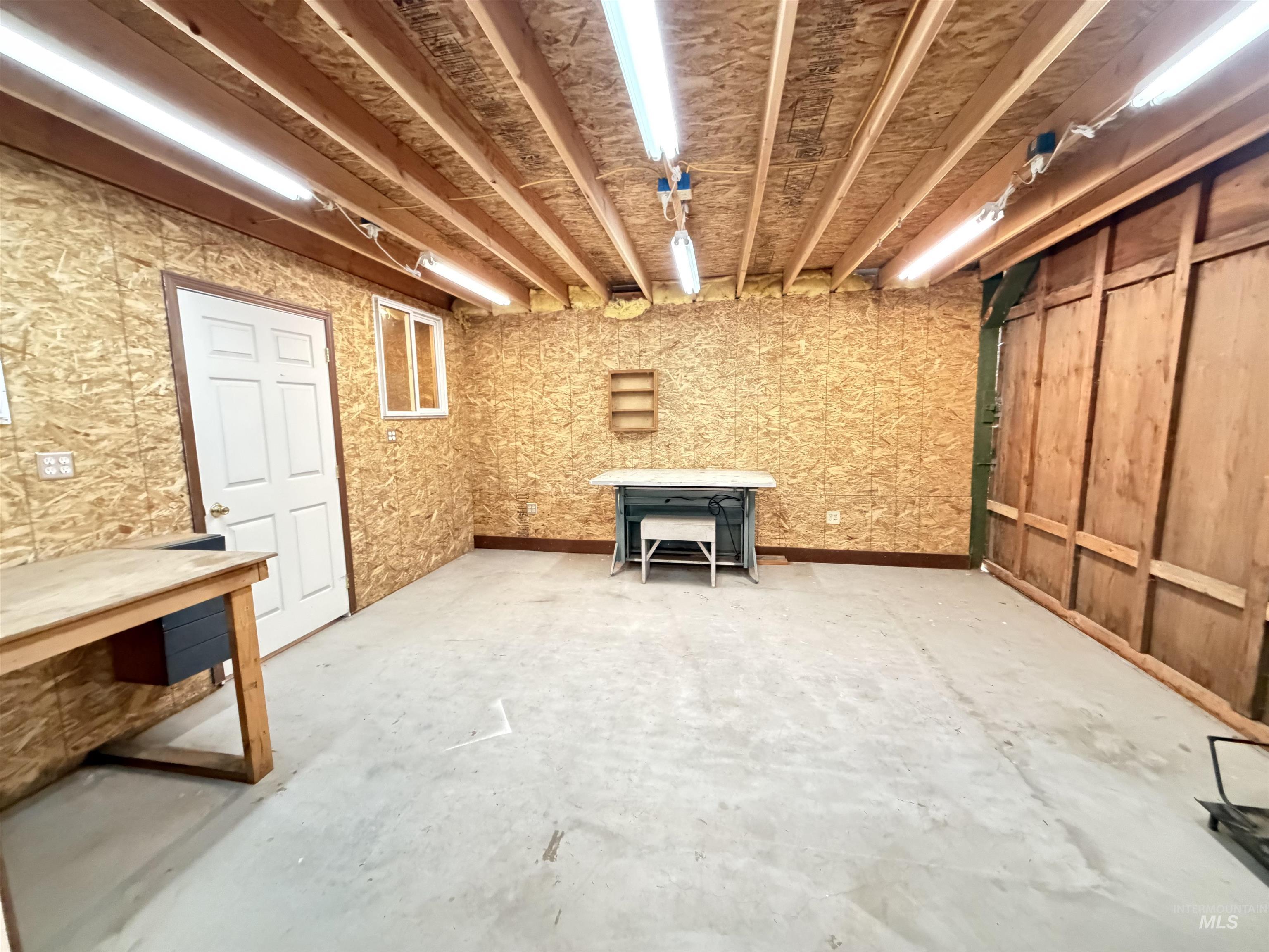 1177 Teare Rd Property Photo 40