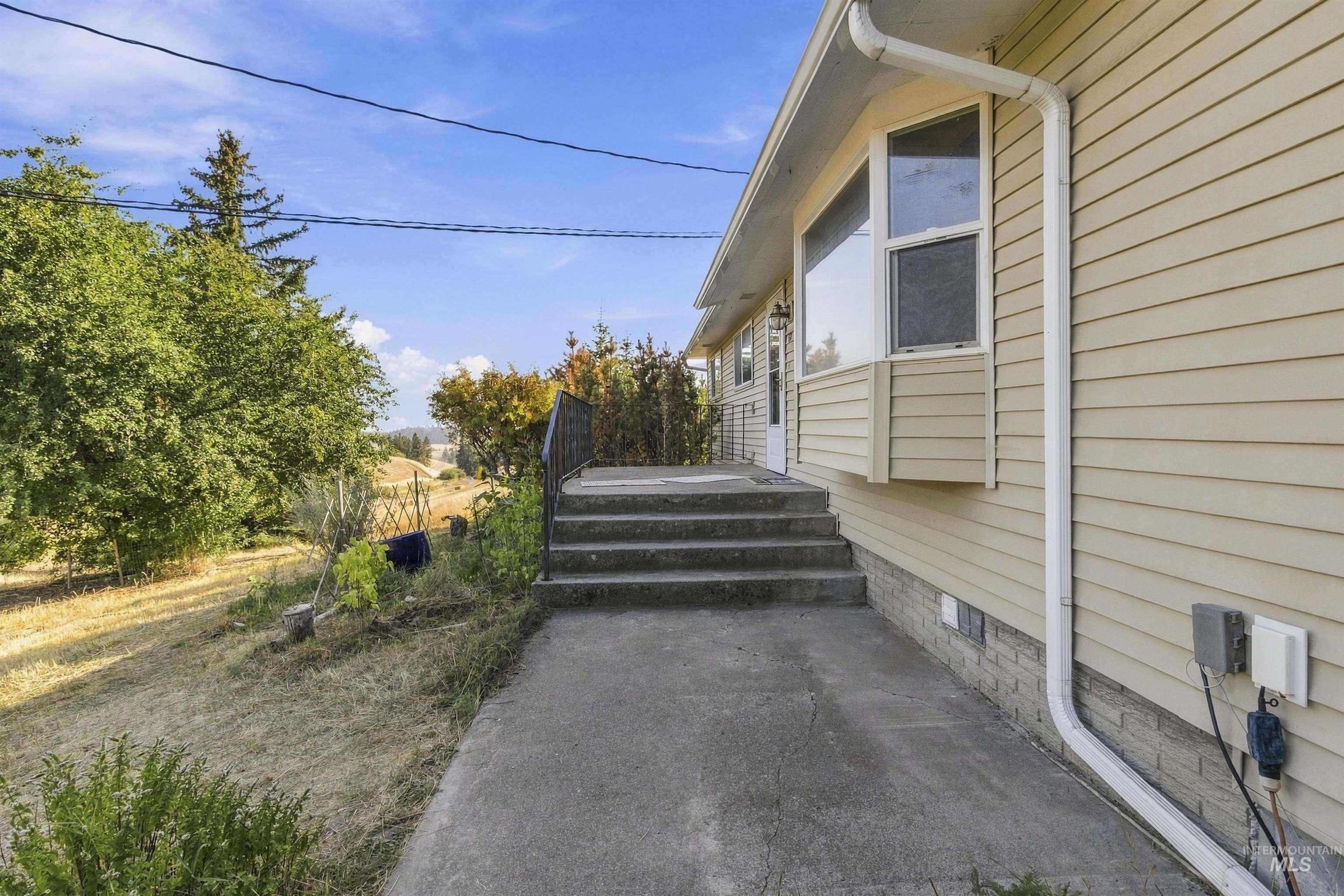 1177 Teare Rd Property Photo 42