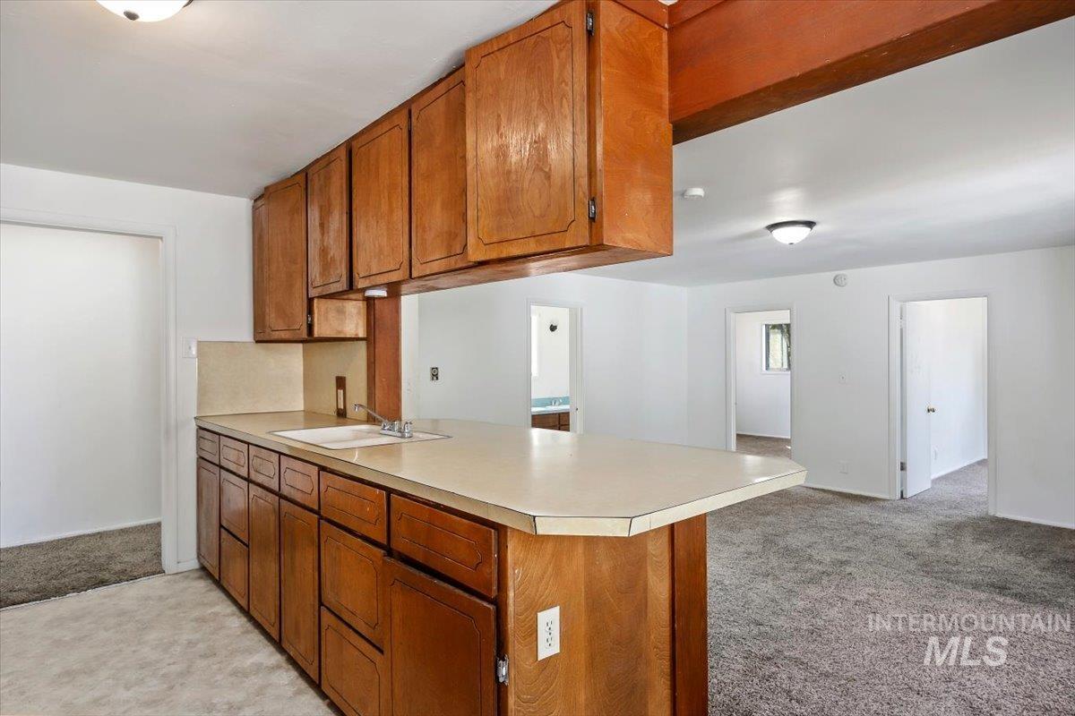 342 W Railroad Ave Property Photo 10