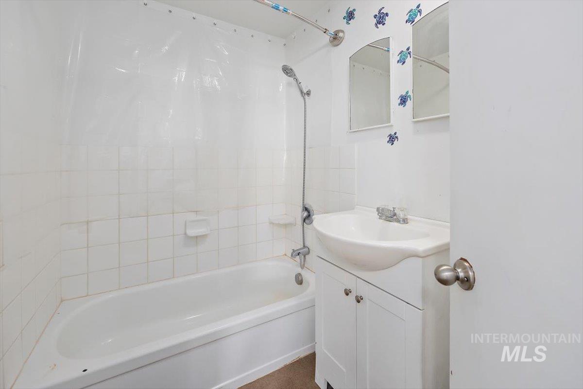 342 W Railroad Ave Property Photo 19