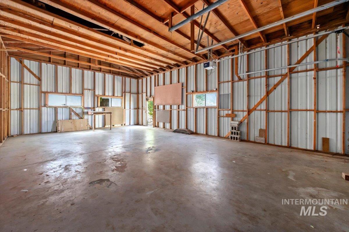 342 W Railroad Ave Property Photo 30