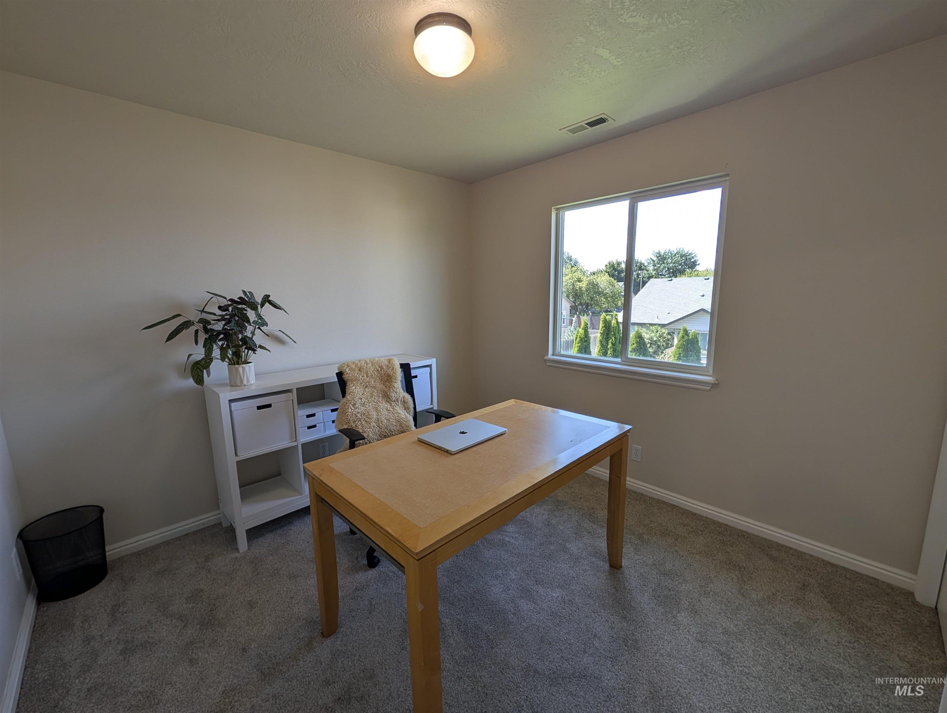 3389 N Yellow Peak Property Photo 26