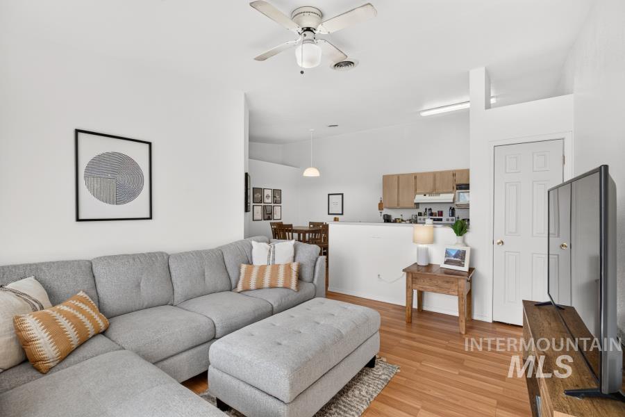 1475 Northwood #201 Property Photo 5