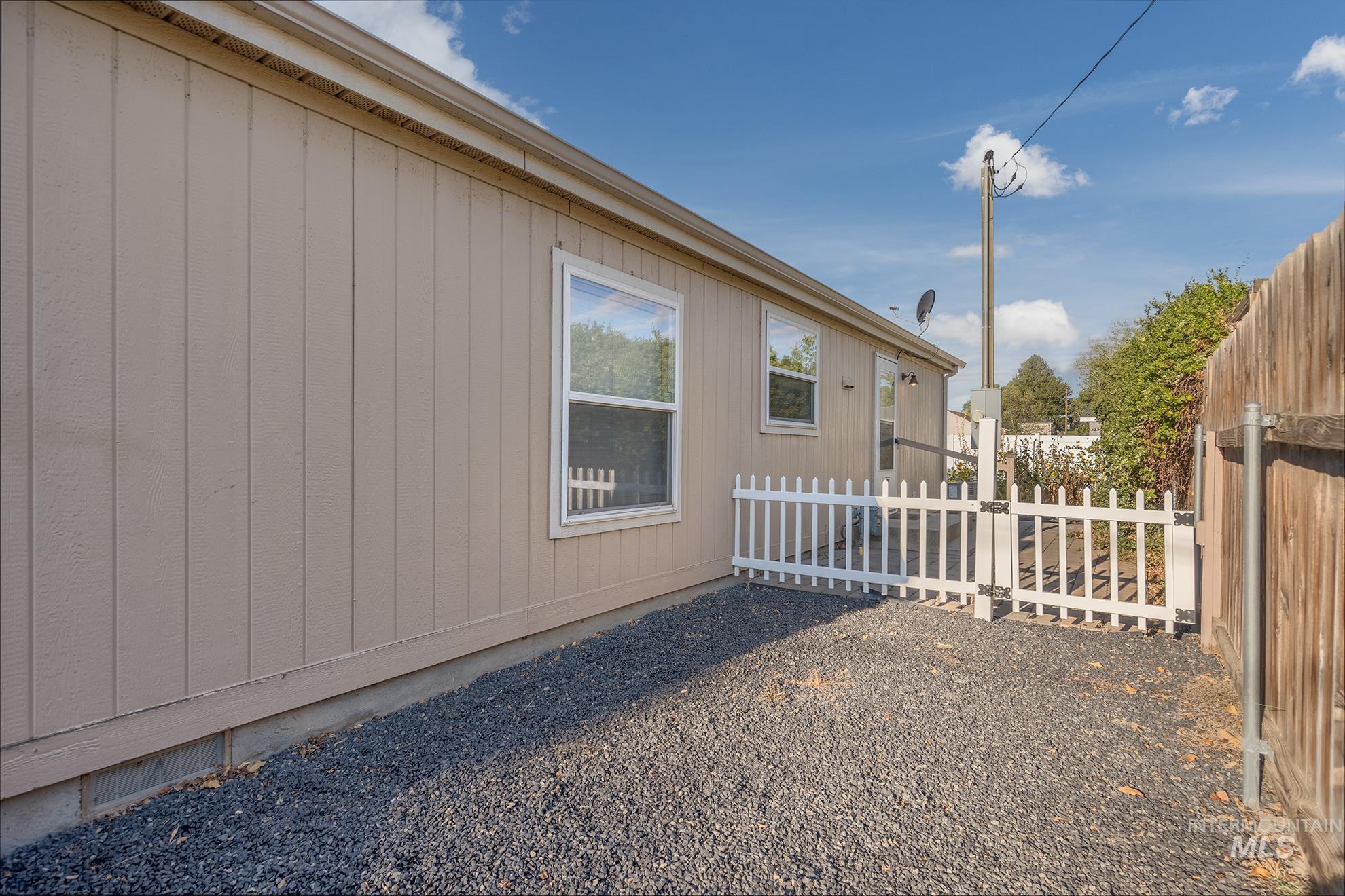1807 Allen Ave. Property Photo 4