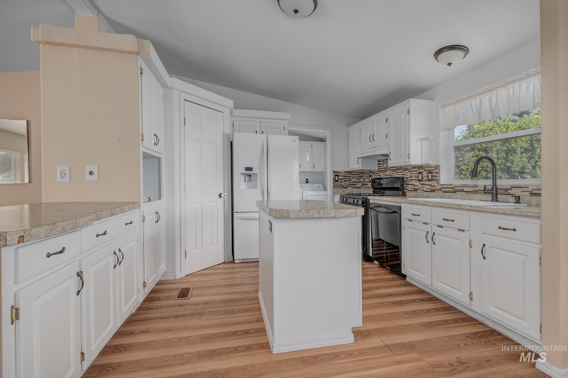 1807 Allen Ave. Property Photo 20