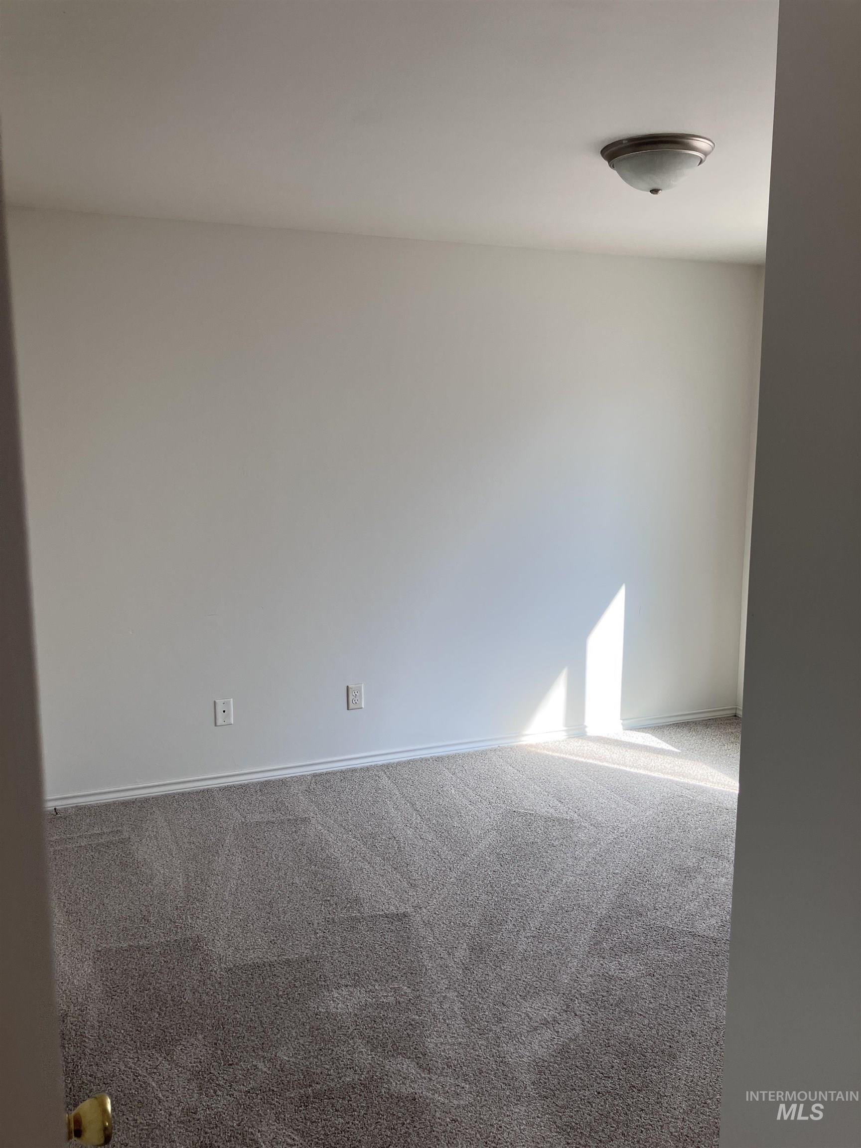 659 Cobra Court Property Photo 14
