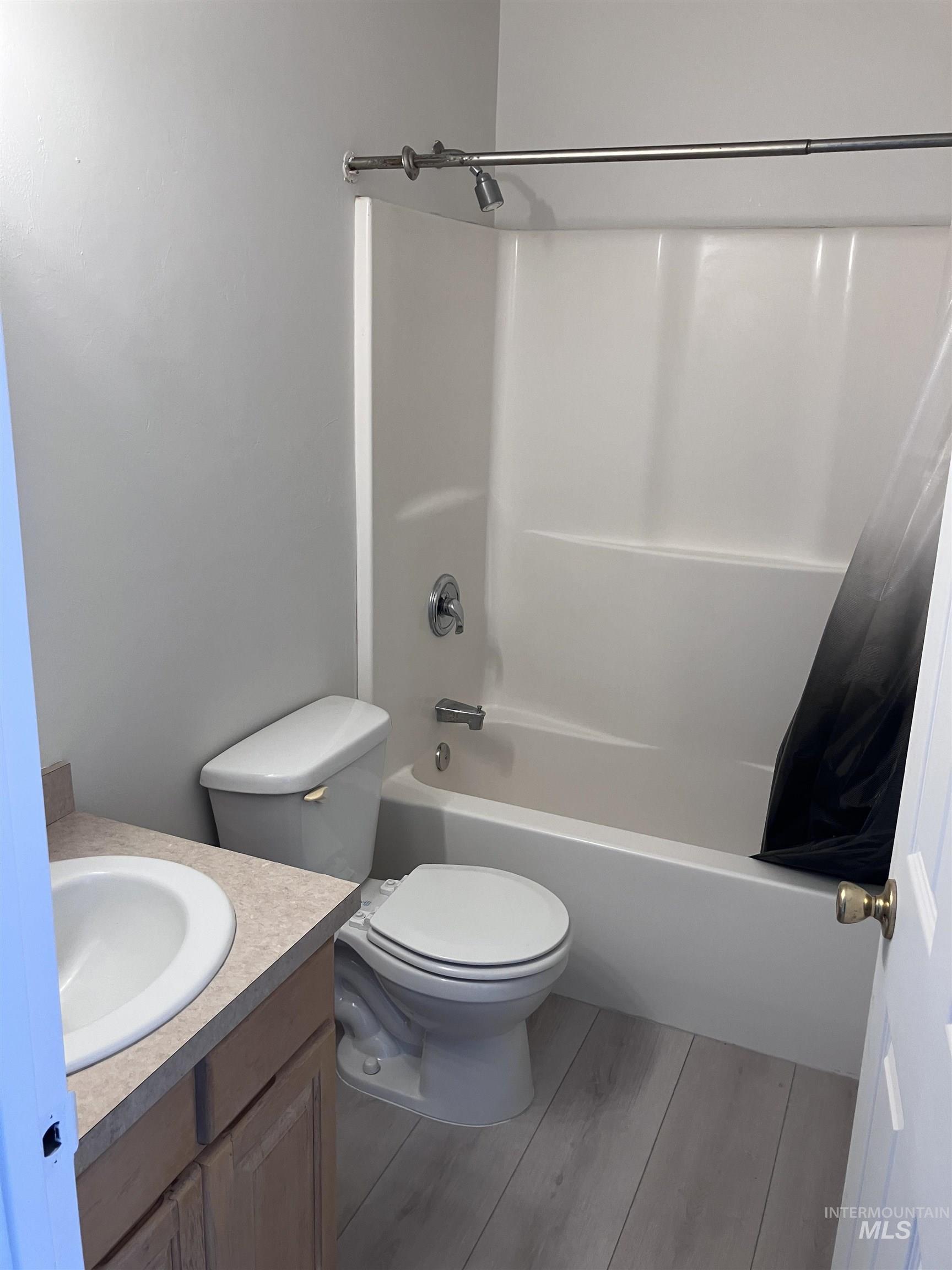 659 Cobra Court Property Photo 17