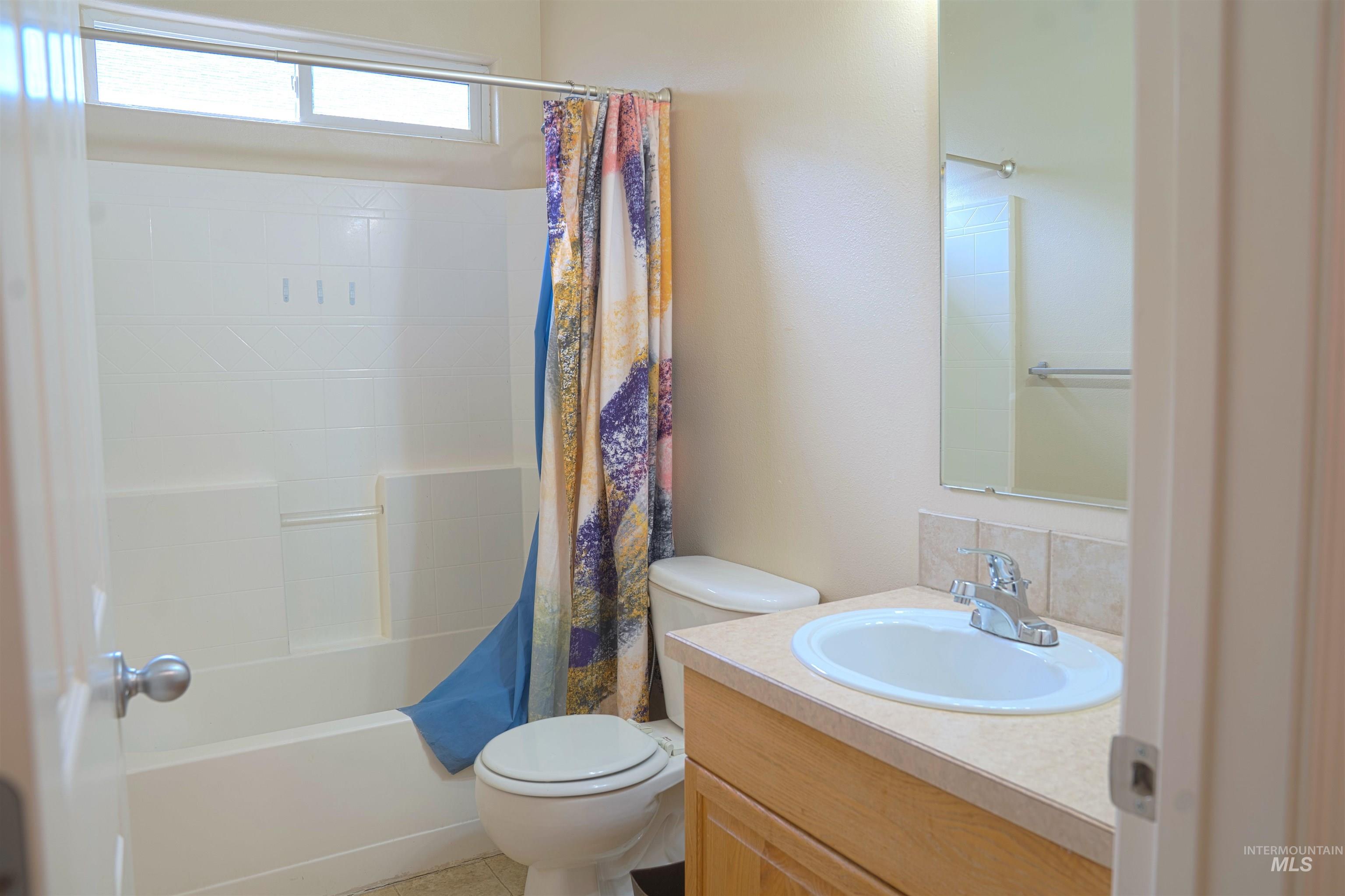 9401 W Granger Ct Property Photo 23