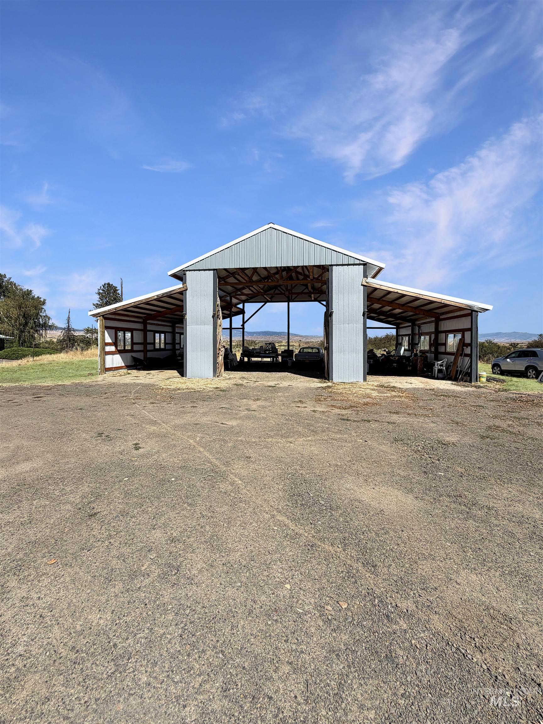 2110 Sage Creek Rd Property Photo 25