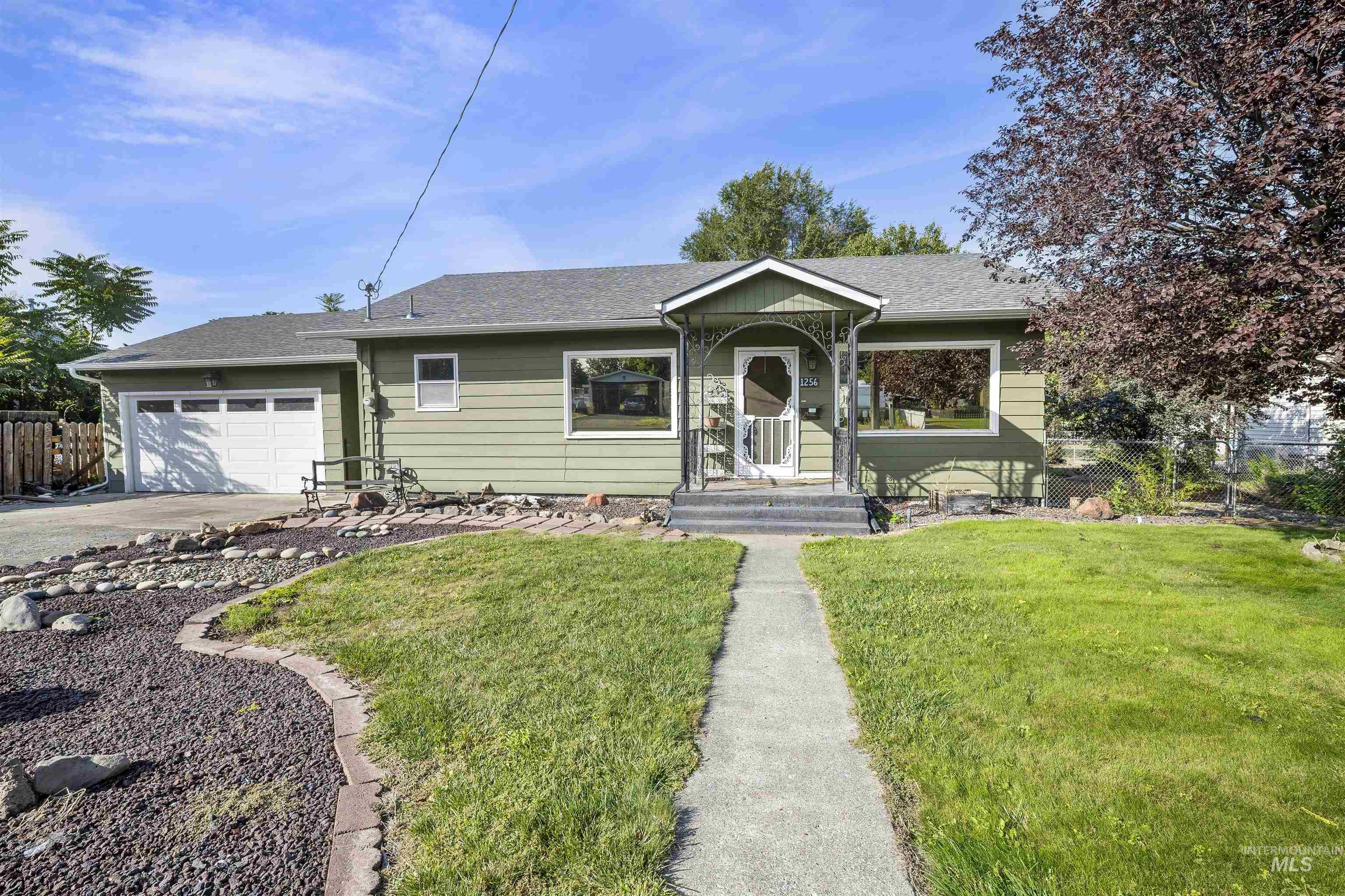 1256 Elm Street Property Photo 1