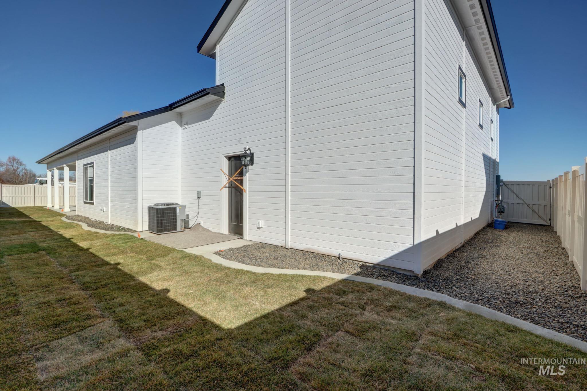 920 Campbel St Property Photo 36