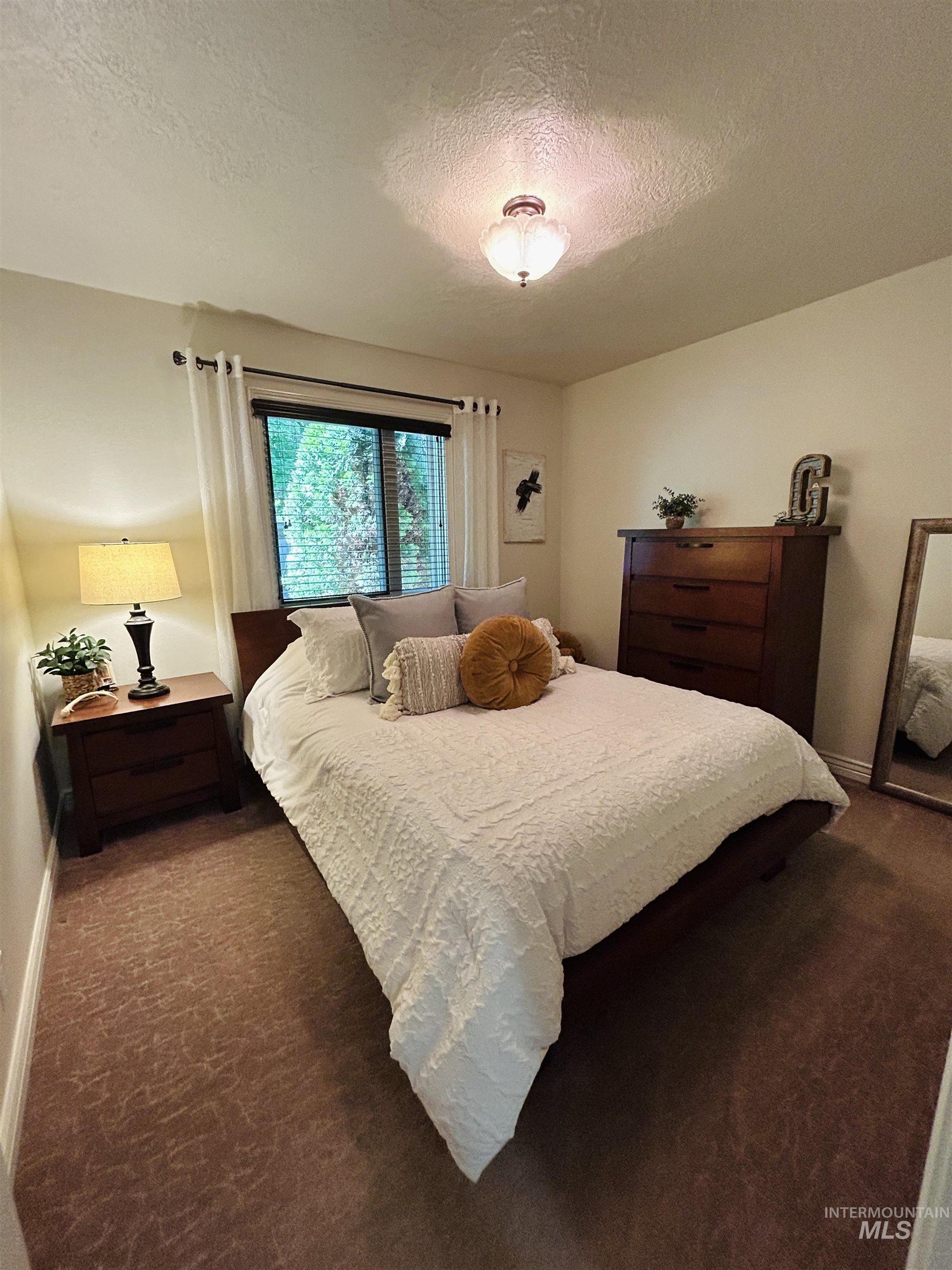 699 N Shadowridge Property Photo 10