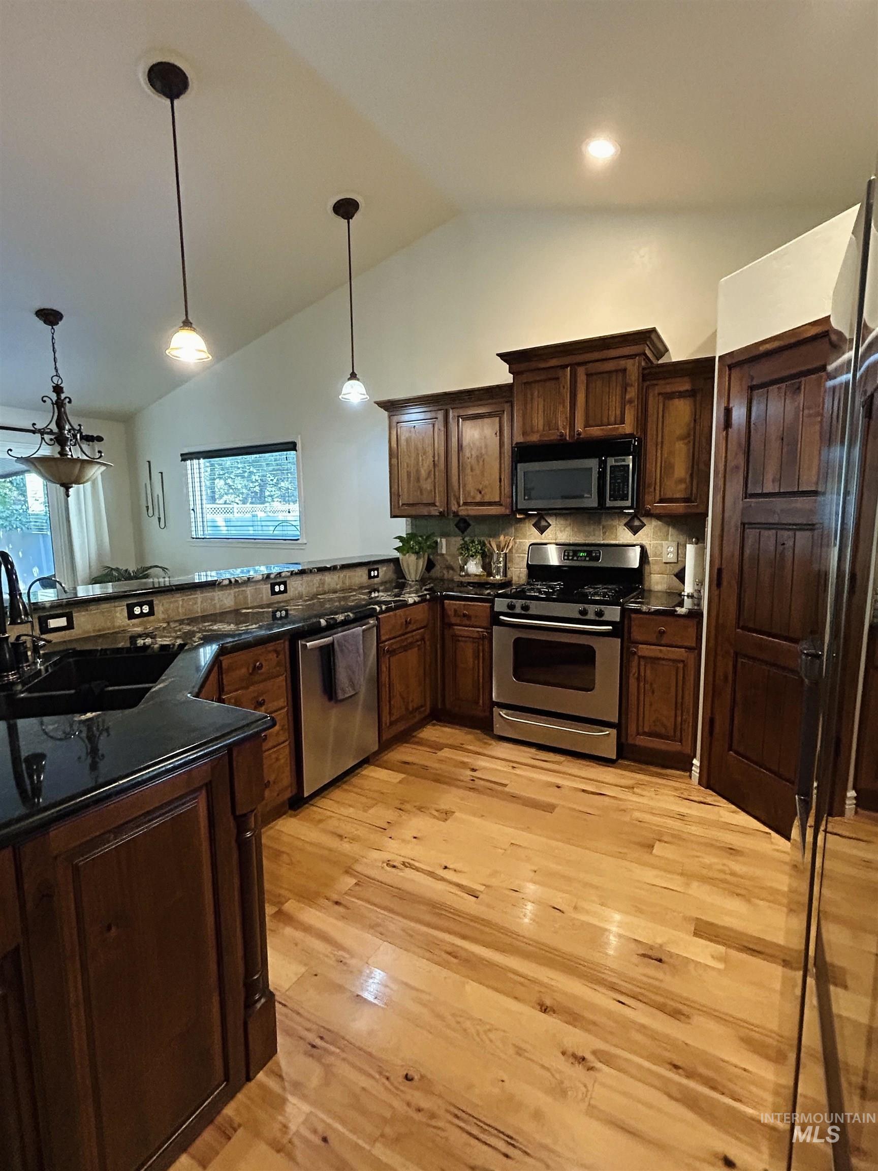 699 N Shadowridge Property Photo 13