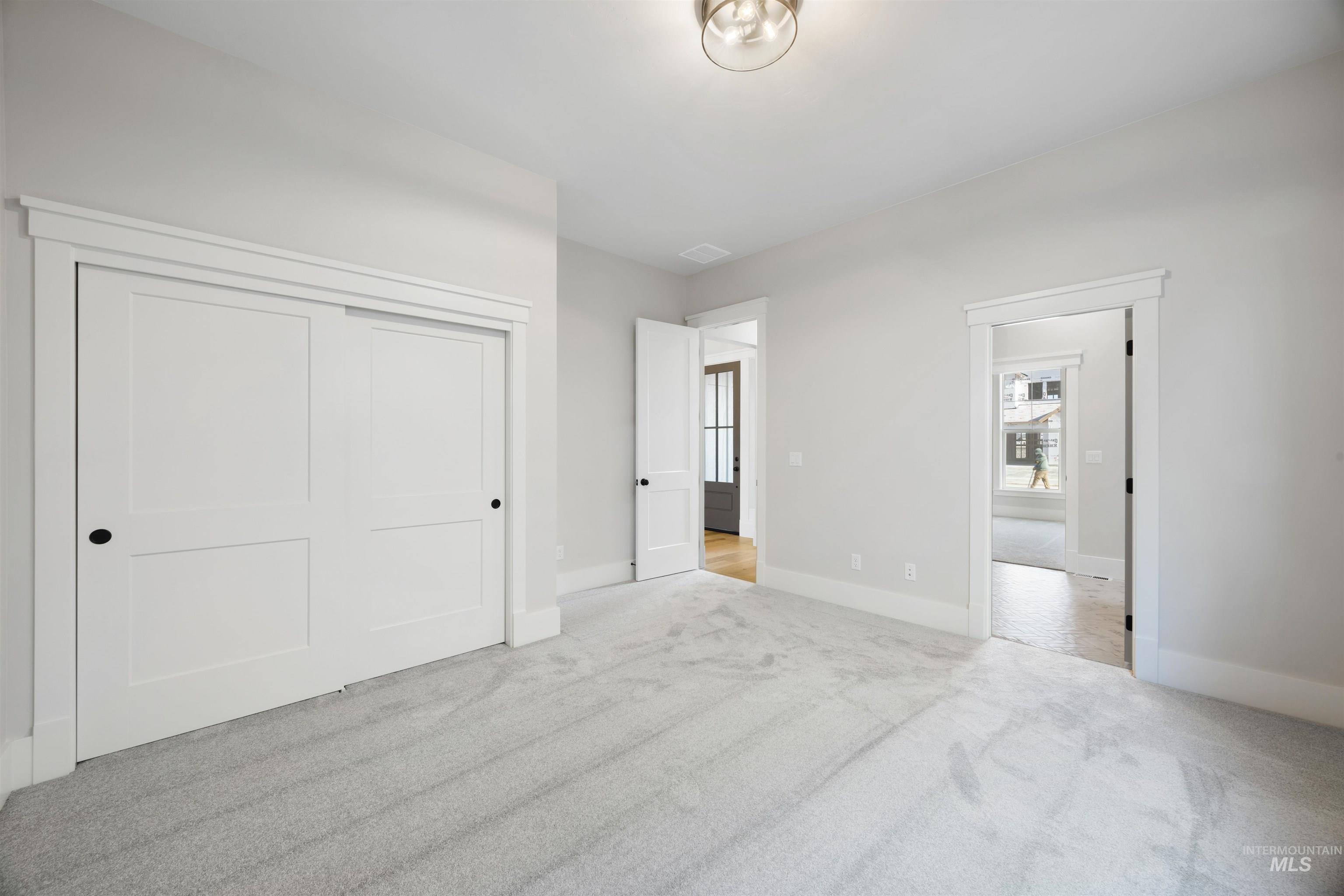 5996 S Highmark Ave. Property Photo 10