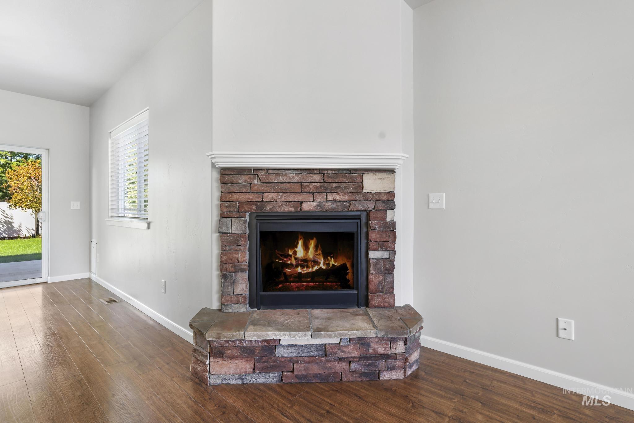 2168 Candleridge Dr Property Photo 9