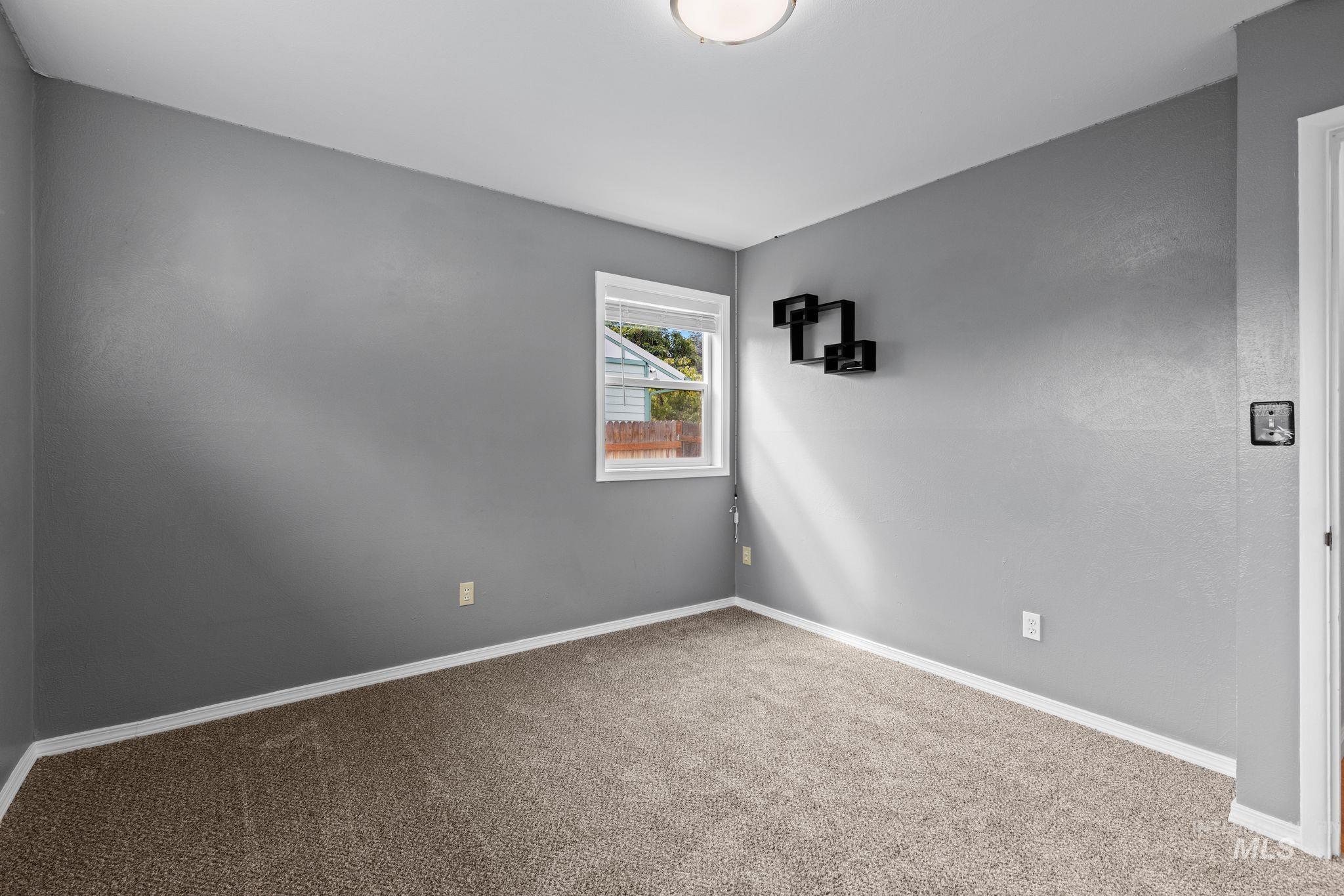 1220 4th St Property Photo 17
