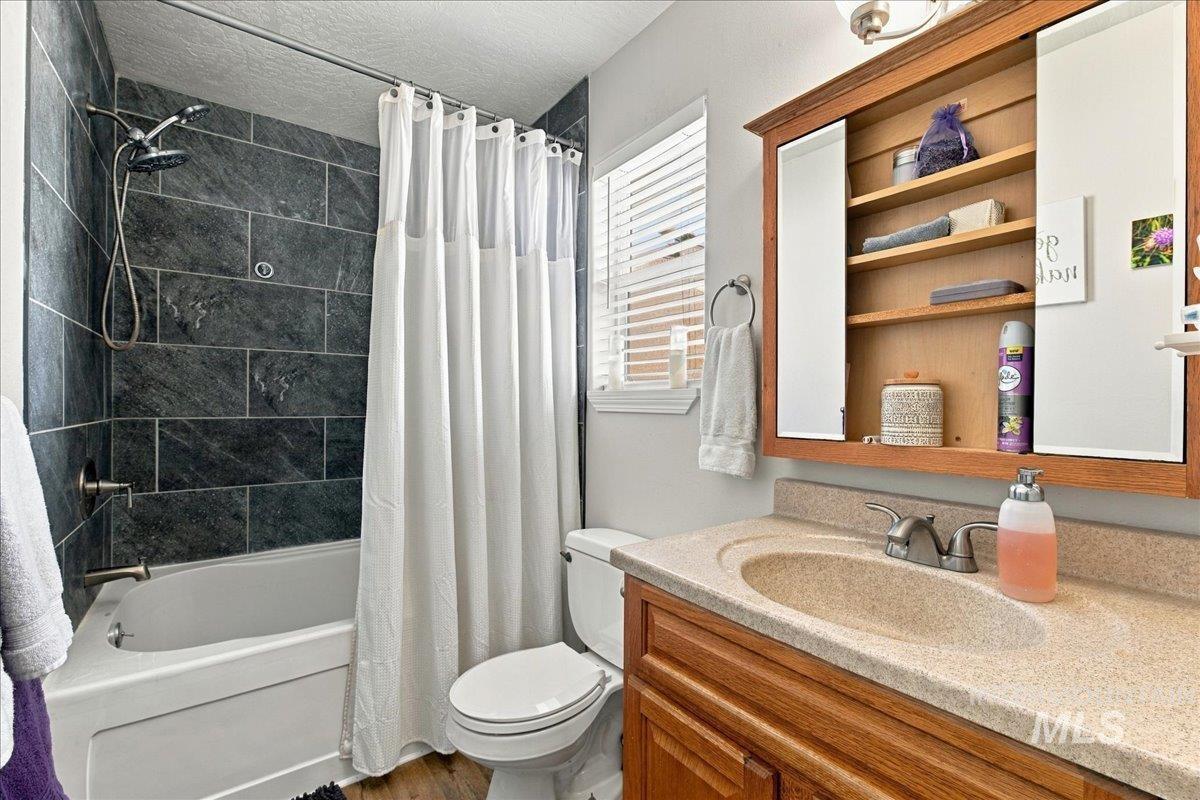 1337 N 2nd Street Property Photo 22