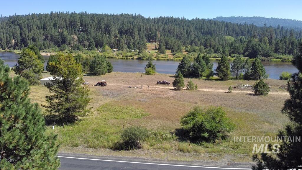9775 Hwy 55 Property Photo 3
