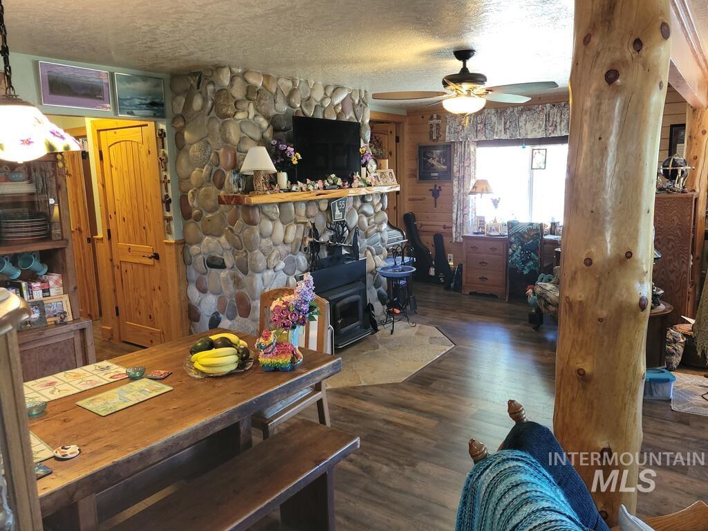 9775 Hwy 55 Property Photo 11