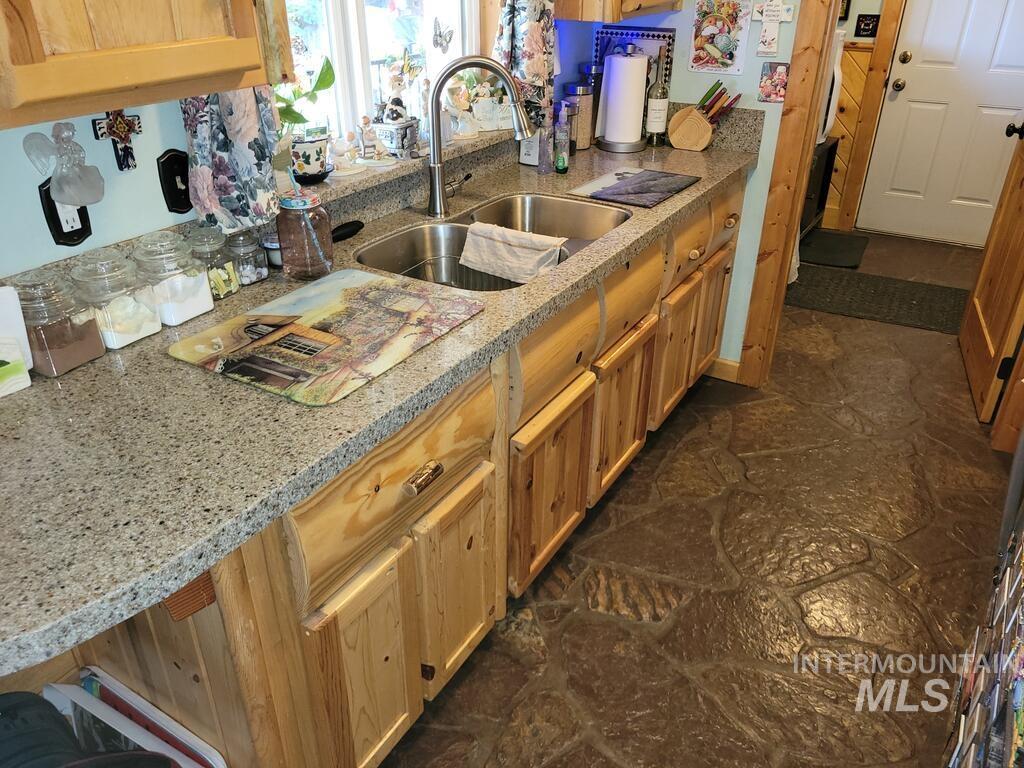 9775 Hwy 55 Property Photo 17