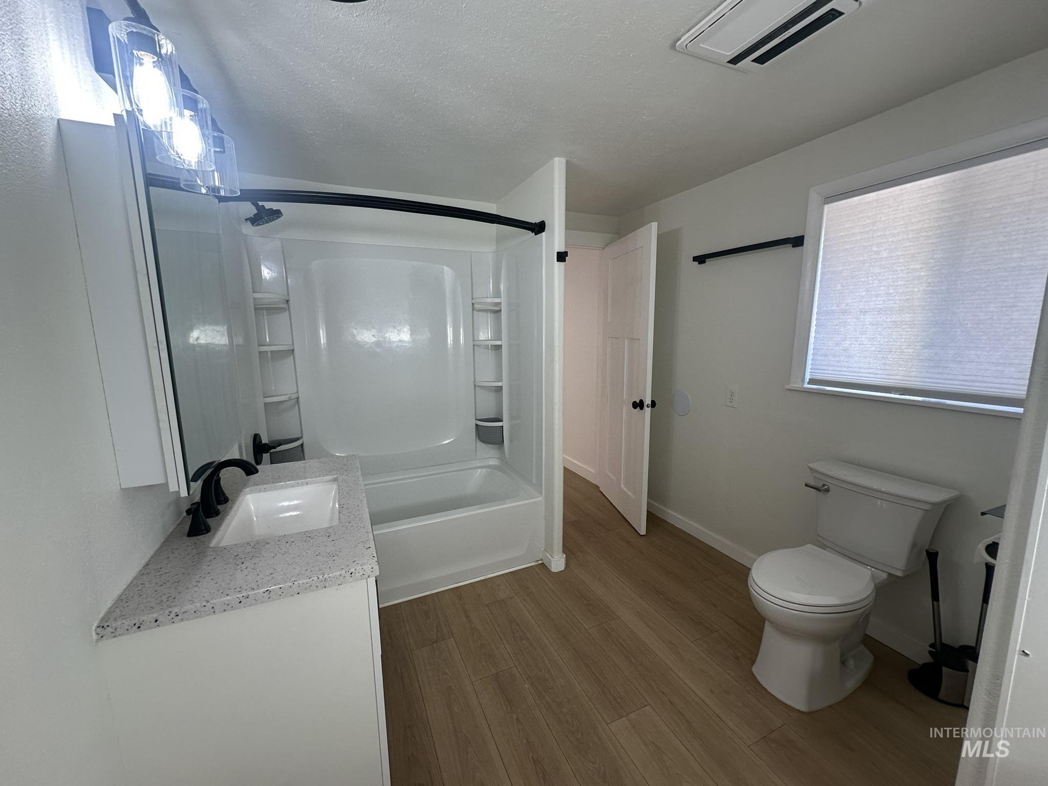 385 Anchor Property Photo 11