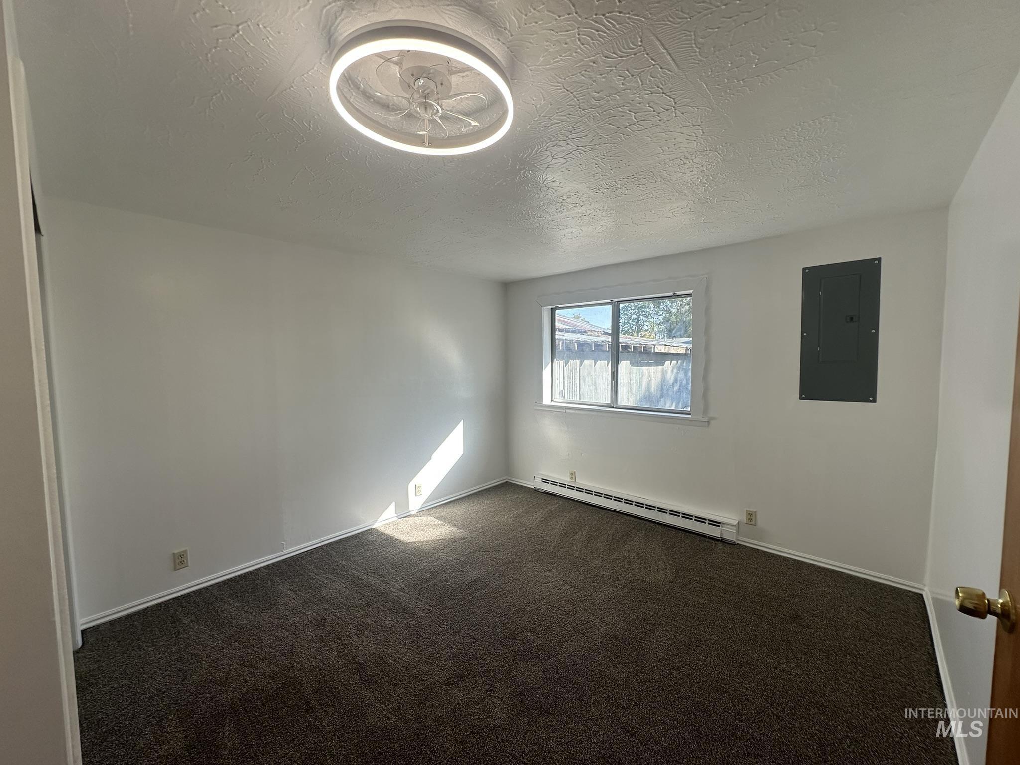 385 Anchor Property Photo 13