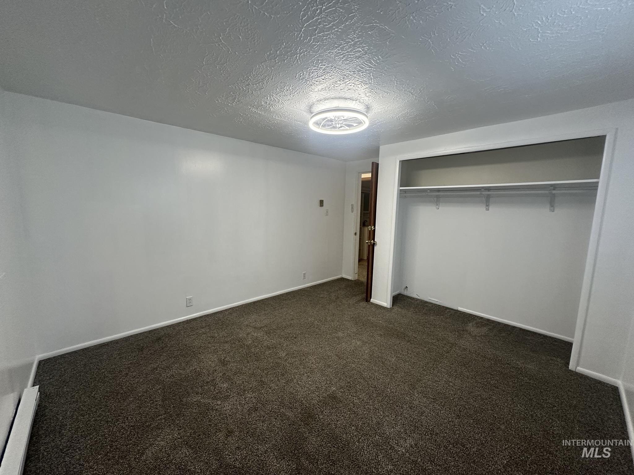 385 Anchor Property Photo 17
