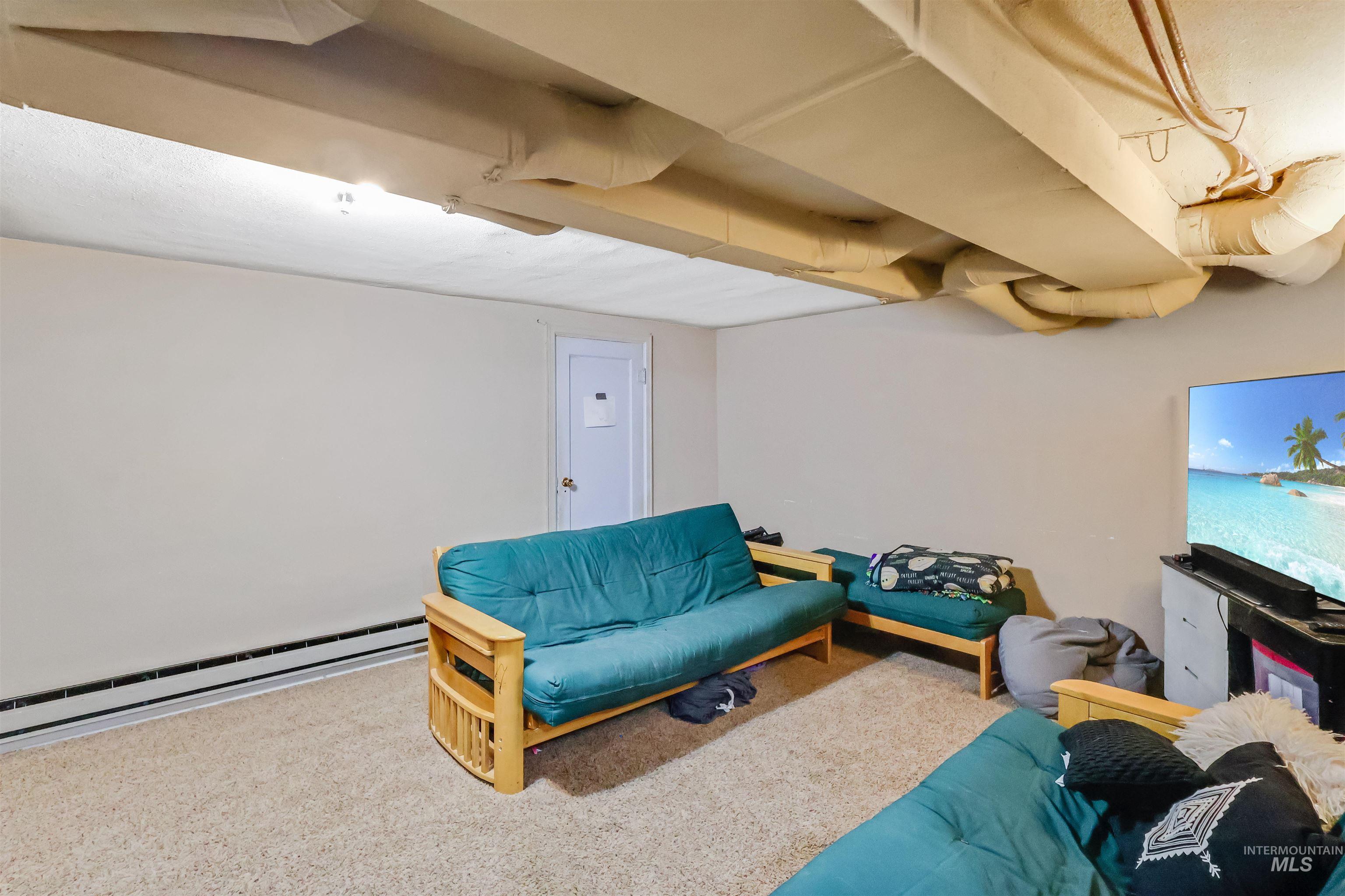 136 S 100 W Property Photo 23