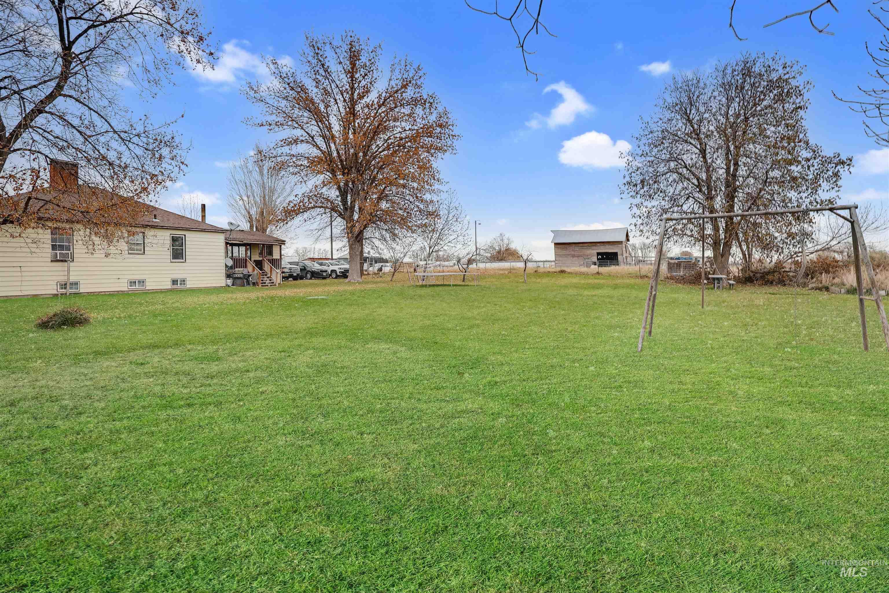 136 S 100 W Property Photo 27