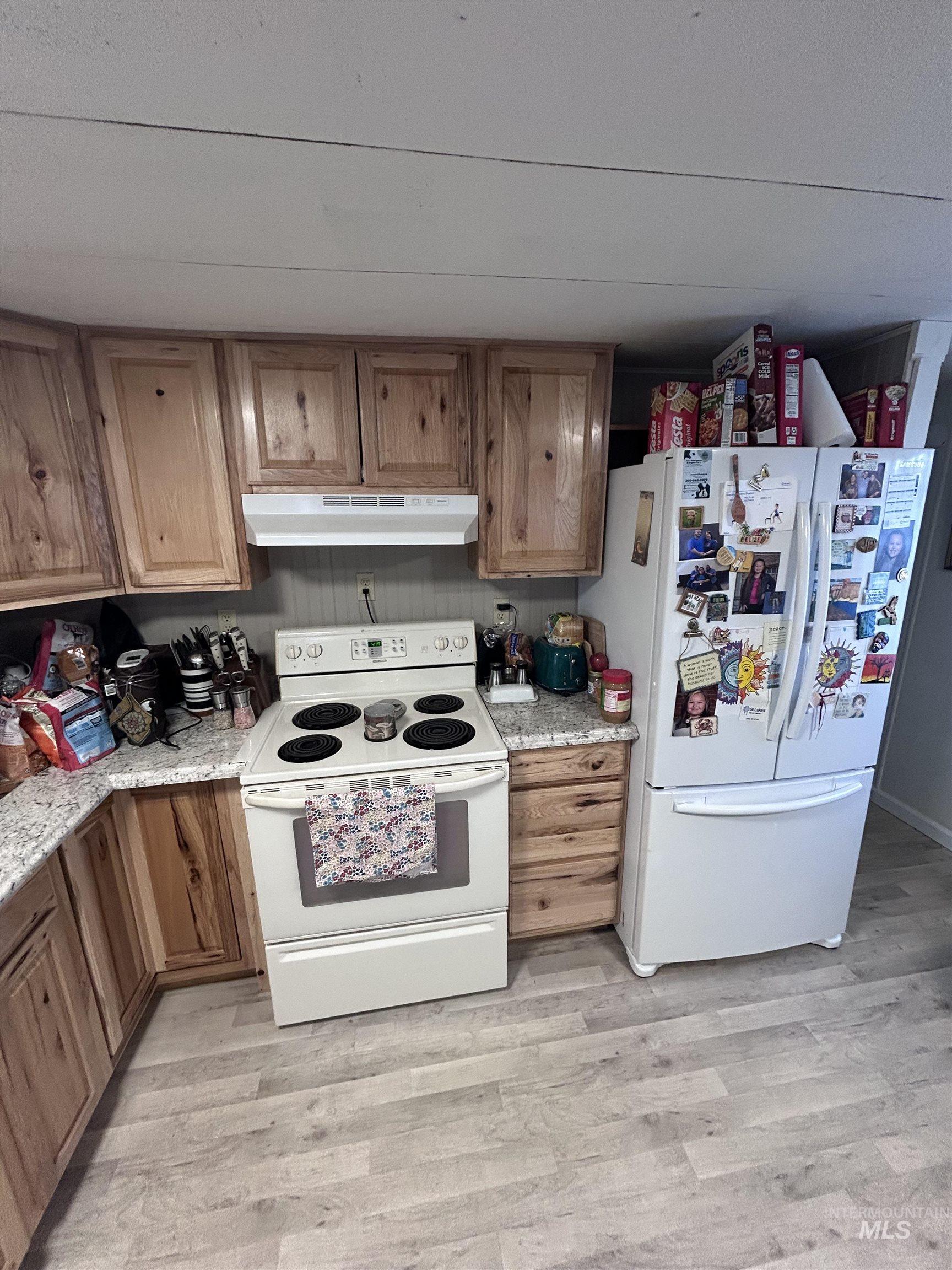 2205 E Linden St Property Photo 14