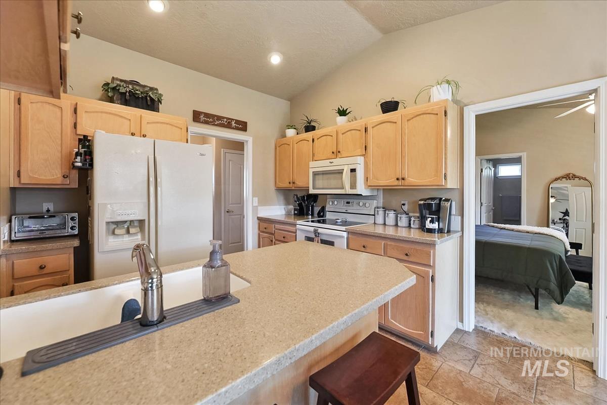 2866 N Penny Royal Place Property Photo 16