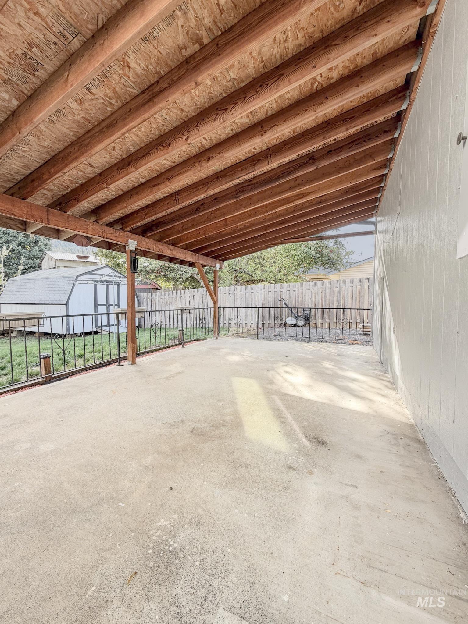 12470 Vista Avenue Property Photo 33