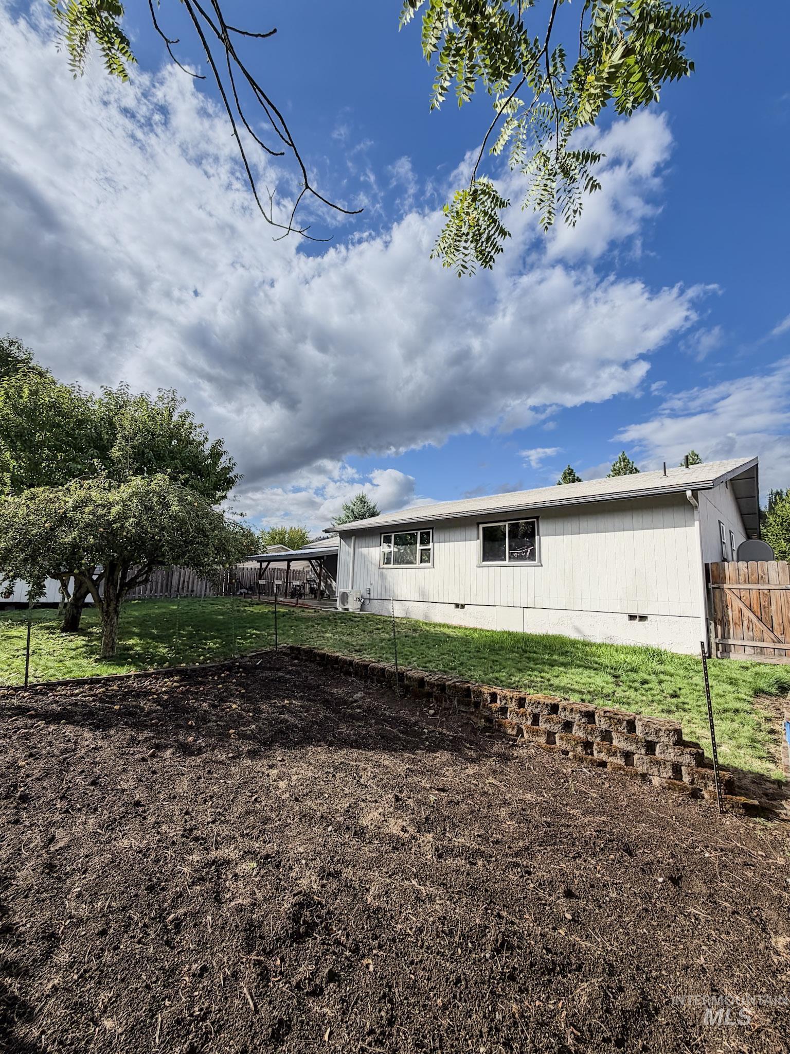 12470 Vista Avenue Property Photo 35