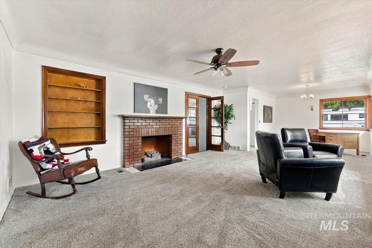 8111 W King St Property Photo 4