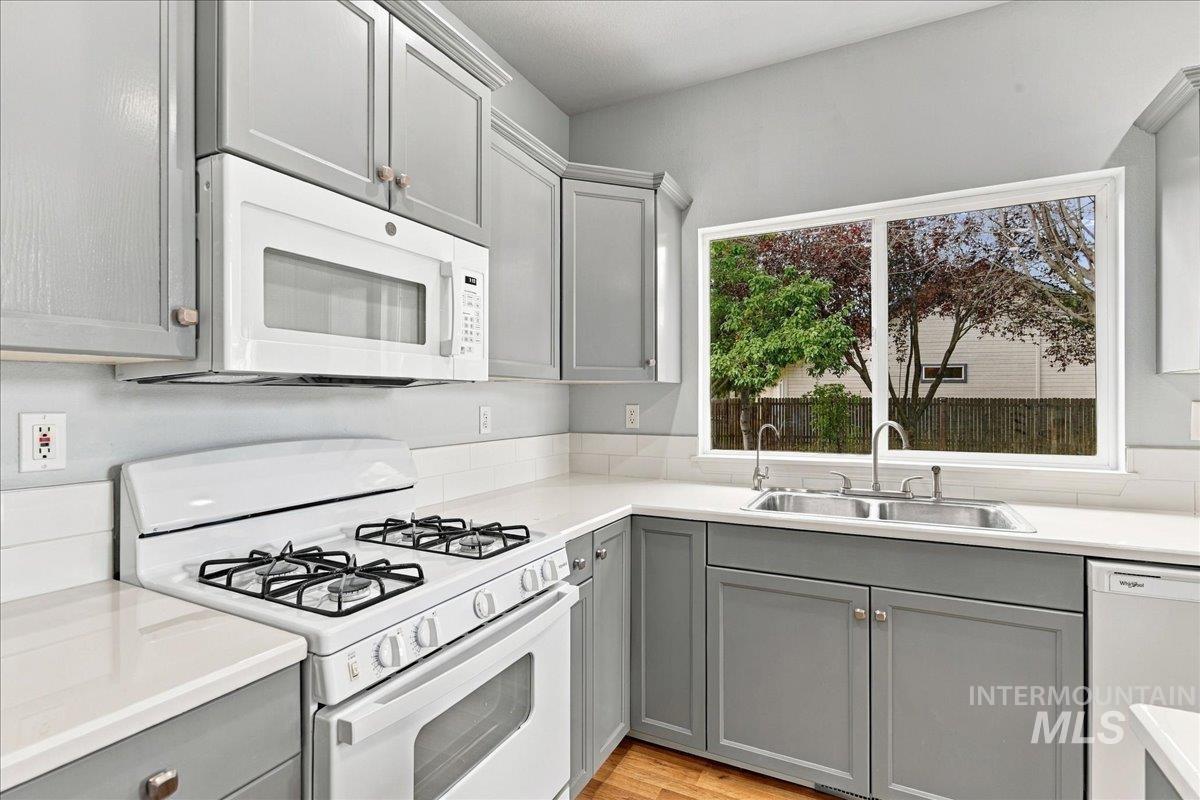2127 S Whisper Cove Property Photo 10