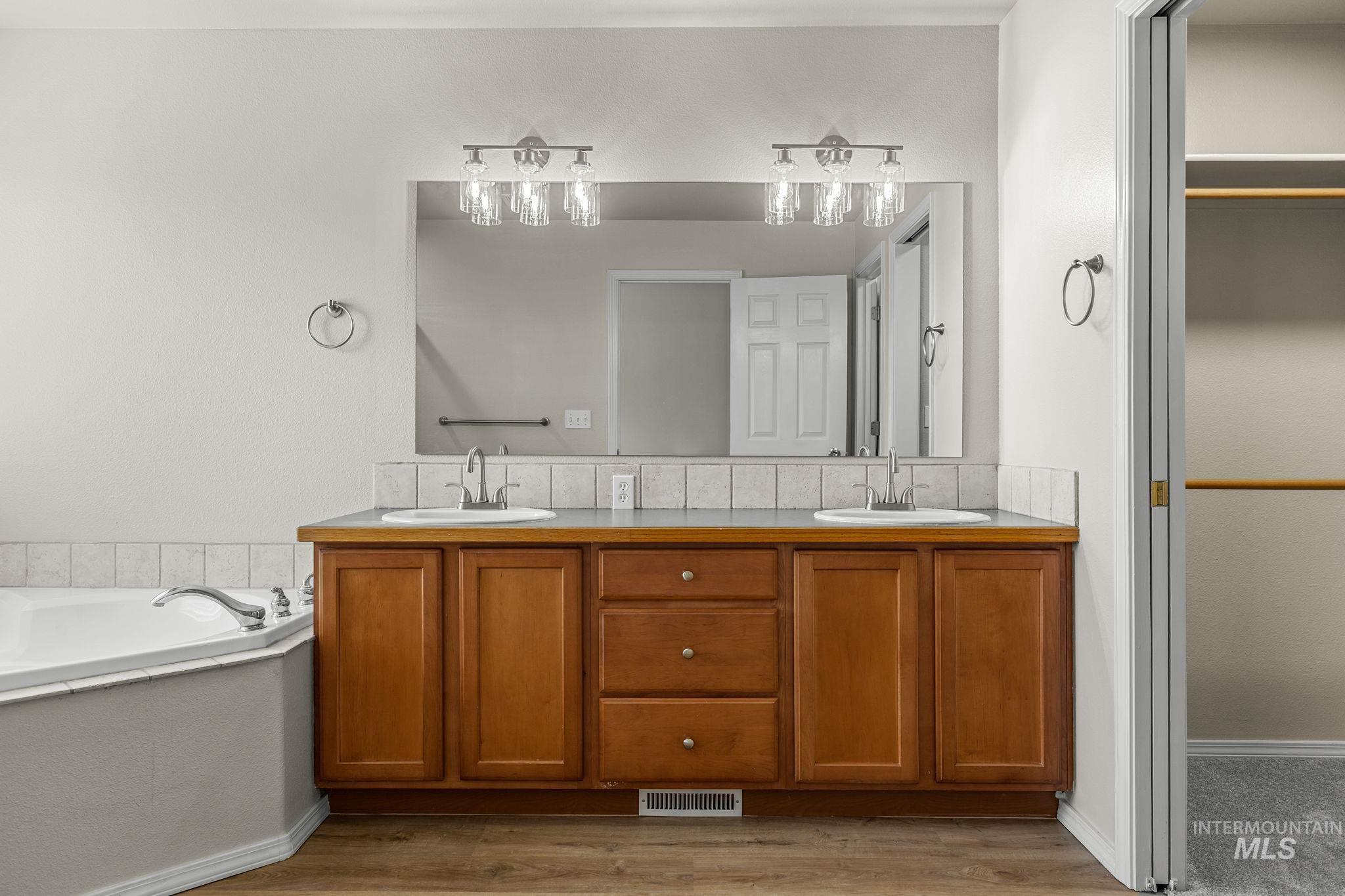 4925 W Tournament Dr Property Photo 22