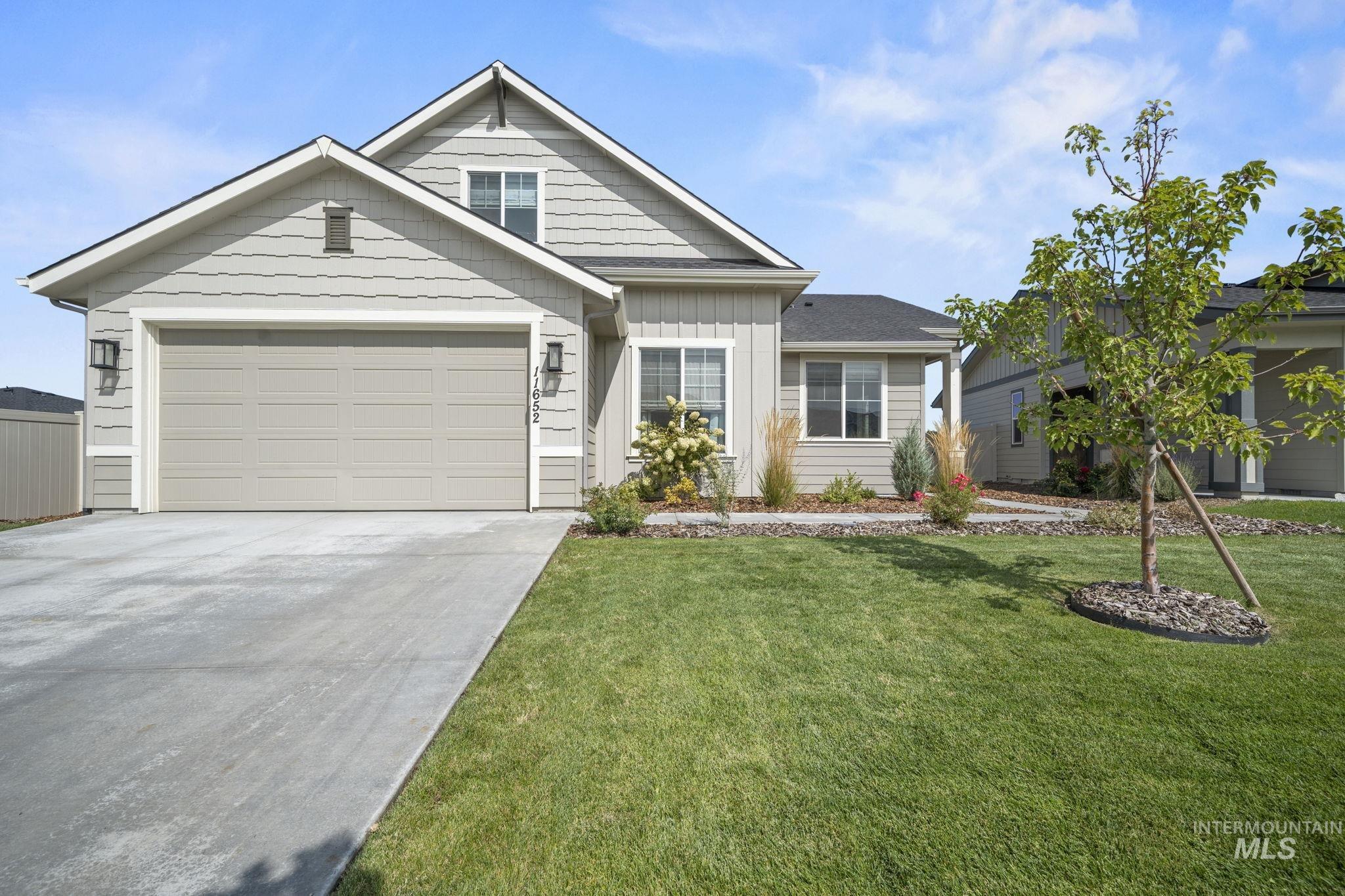 11652 W San Remo Dr Property Photo 1