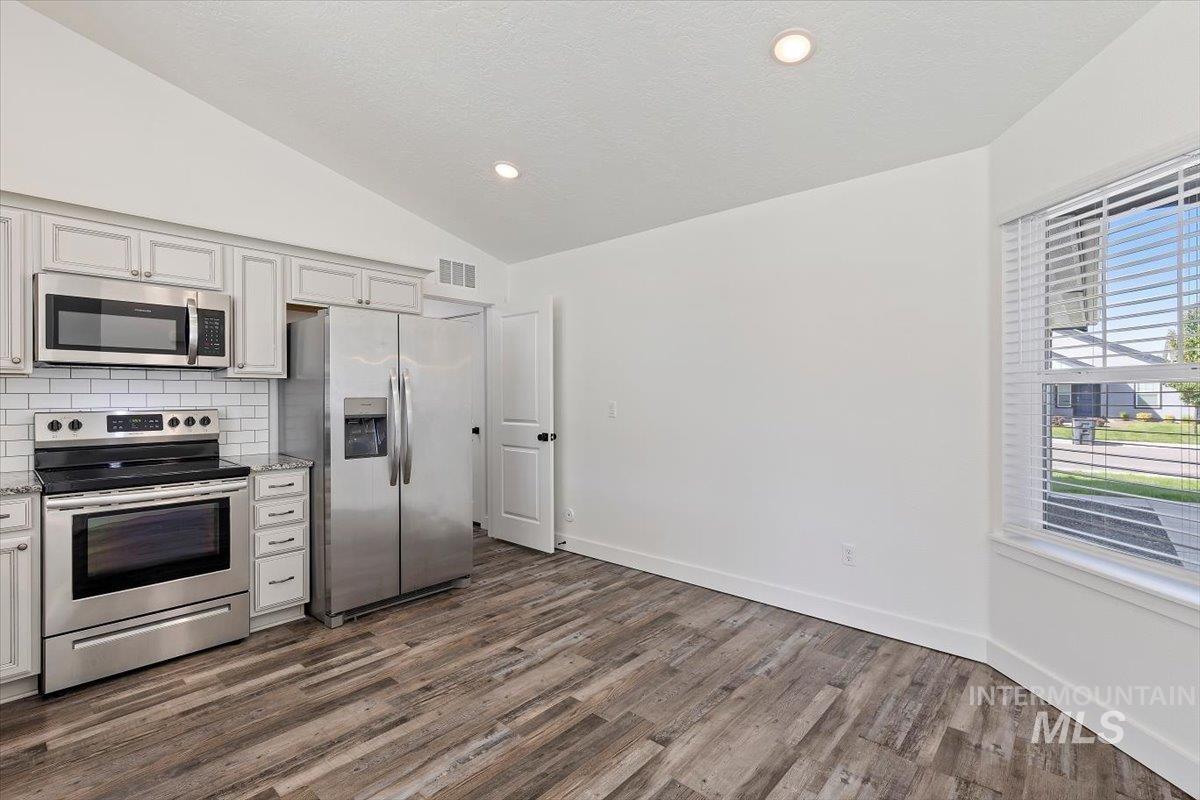 12151 W Soapstone Dr. Property Photo 4