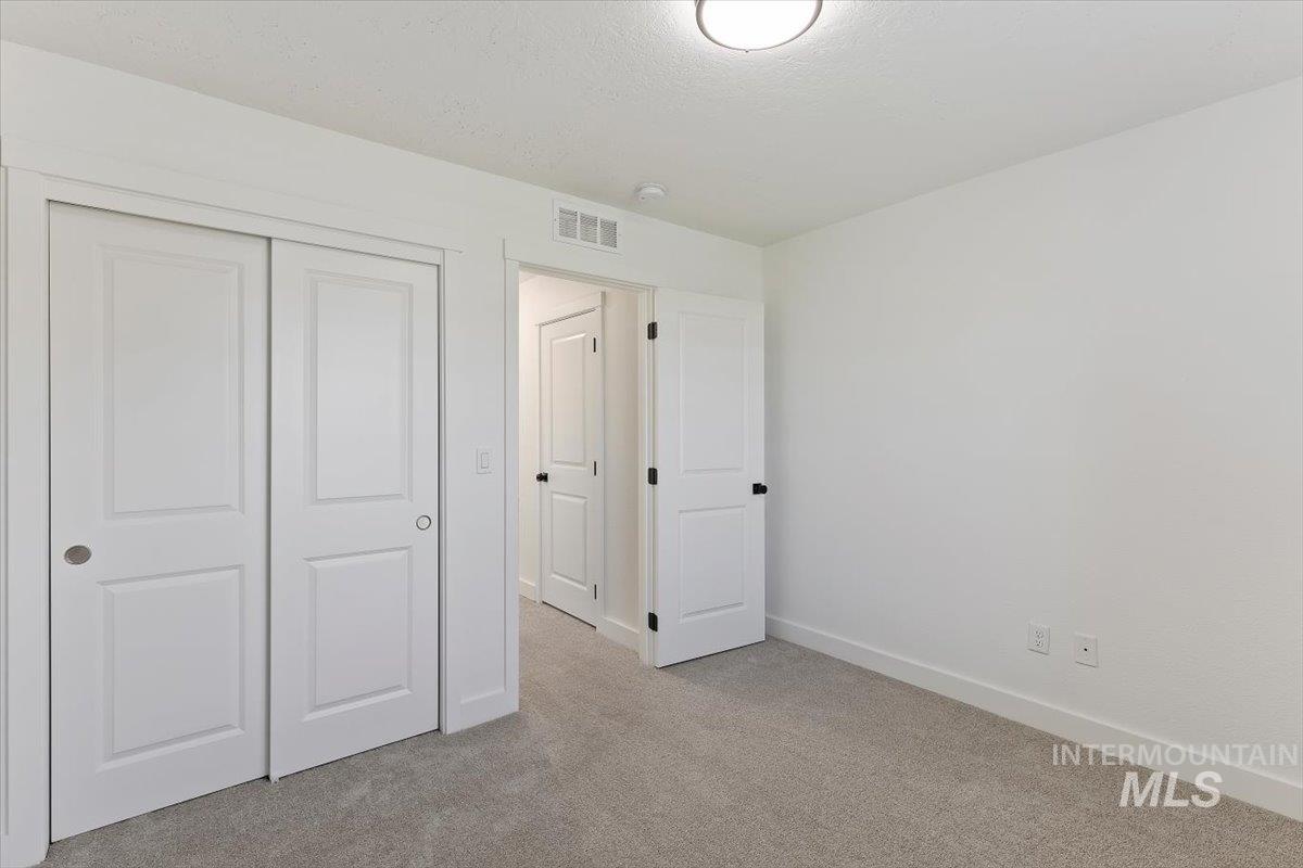 12151 W Soapstone Dr. Property Photo 15