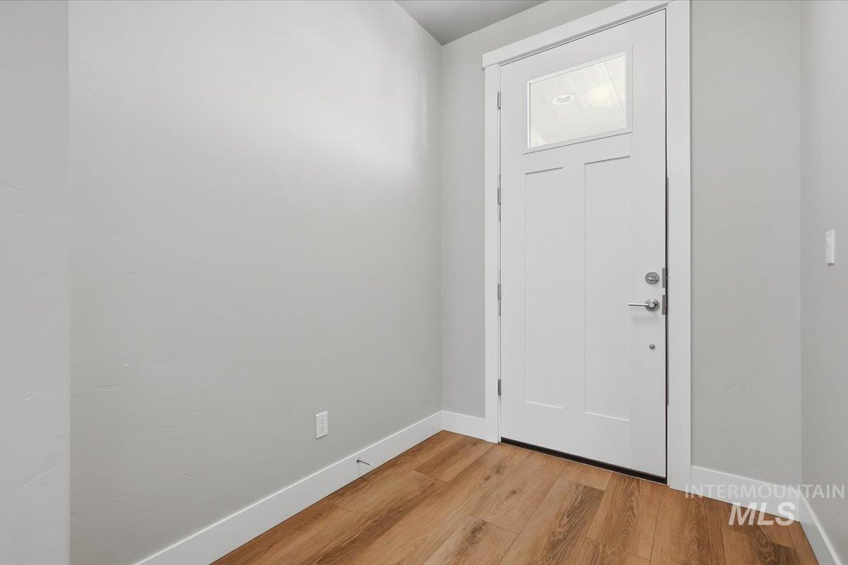 10386 Stony Oak St. Property Photo 3