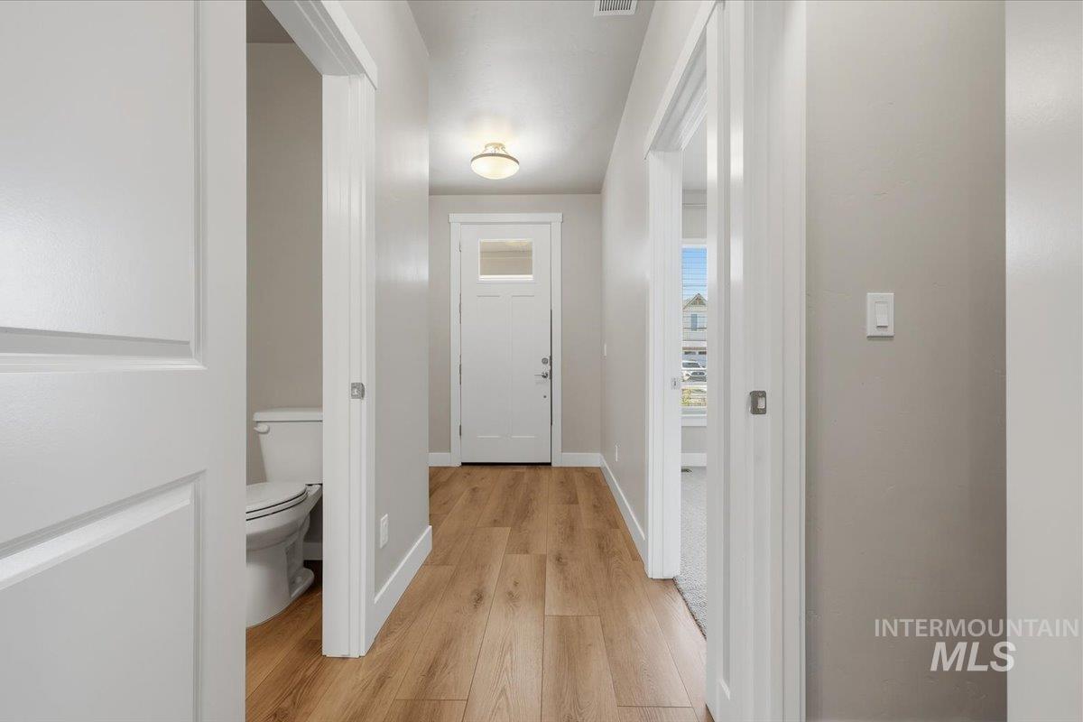 10386 Stony Oak St. Property Photo 4