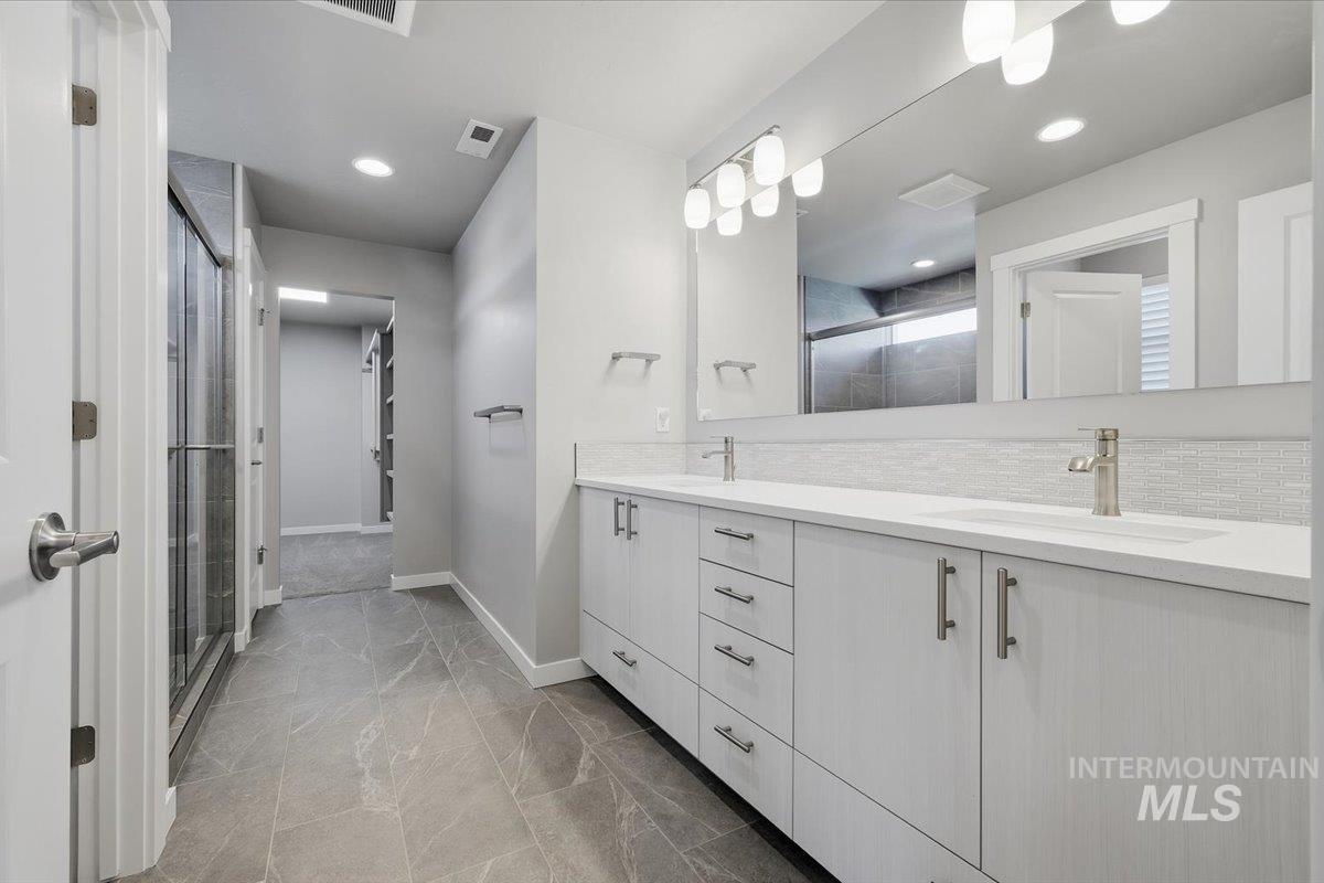 10386 Stony Oak St. Property Photo 22