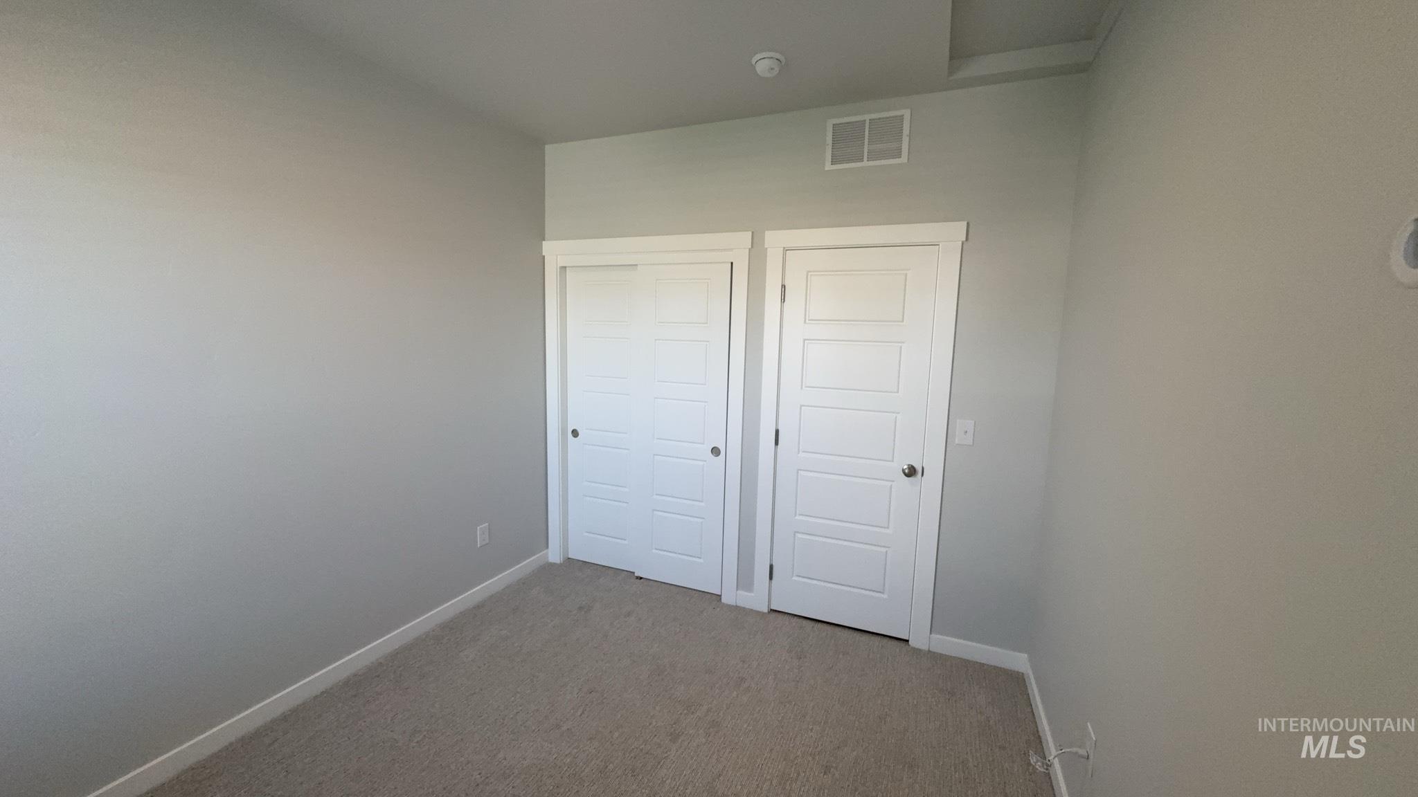 4998 W Thornapple Dr Property Photo 10