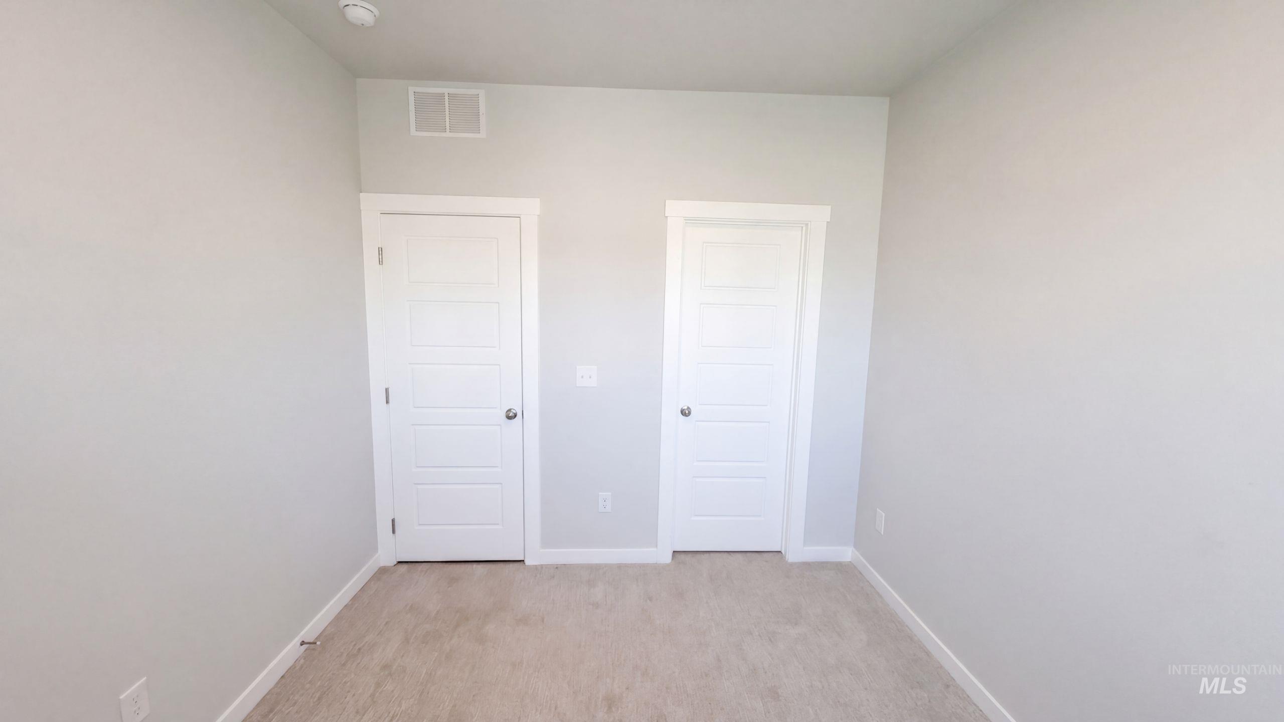 4998 W Thornapple Dr Property Photo 13