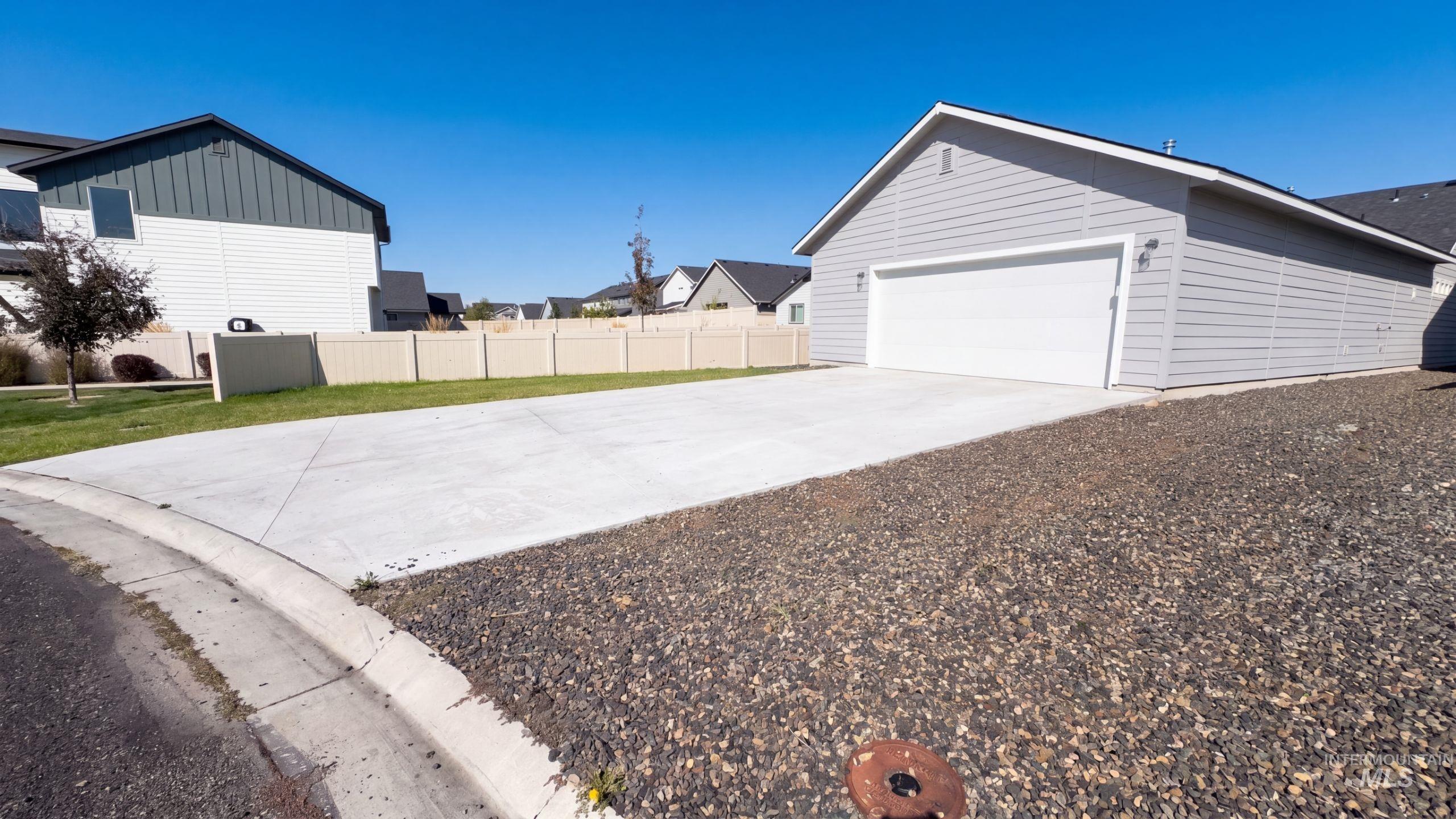 4998 W Thornapple Dr Property Photo 19