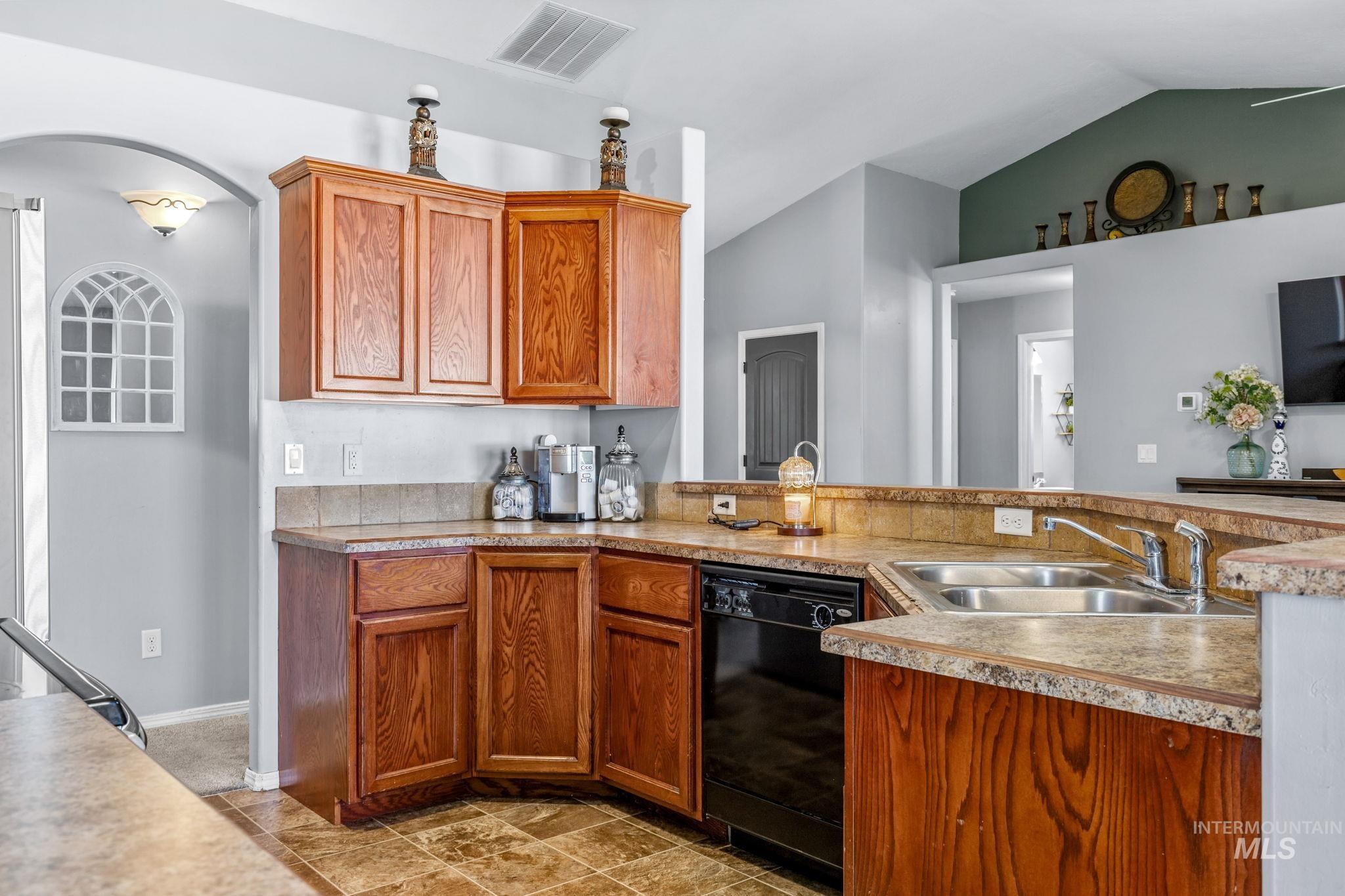 2688 Bayberry Dr. Property Photo 12