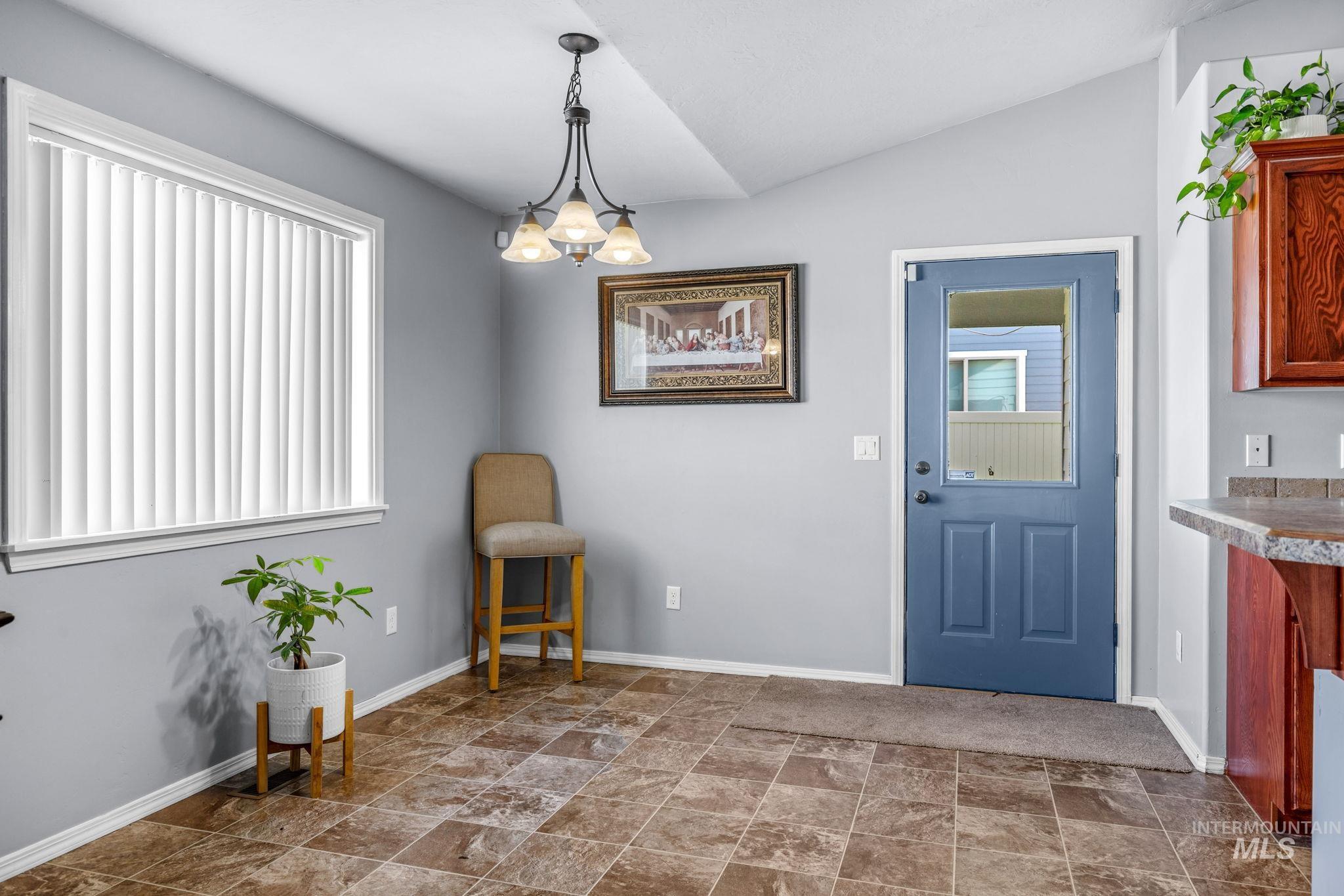 2688 Bayberry Dr. Property Photo 14