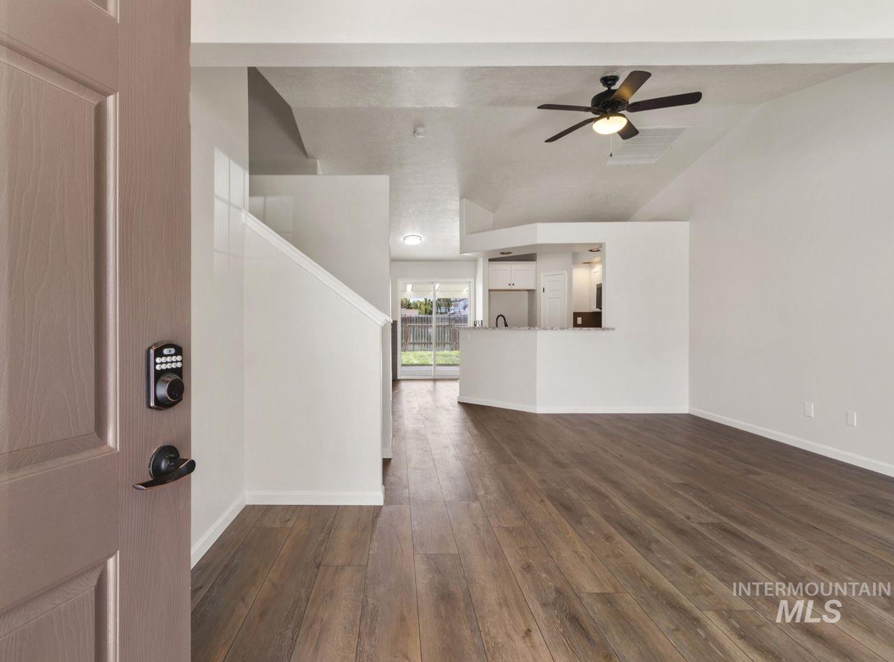 522 N Copper River Drive Property Photo 3
