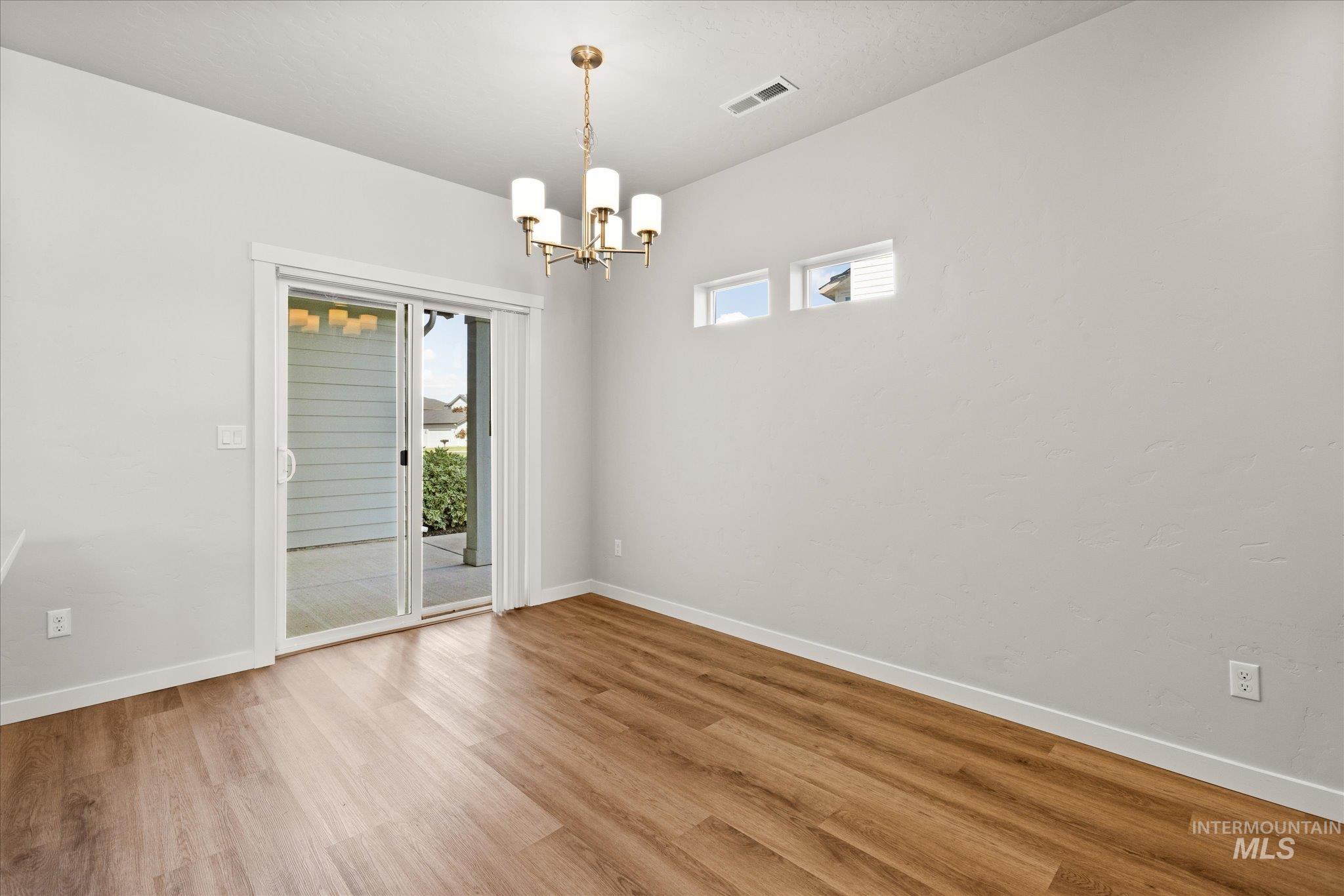 1109 N World Cup Ln Property Photo 16